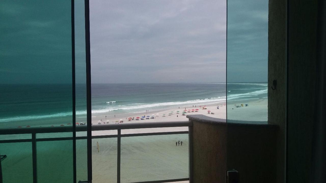 Apto com ar condicionado frente ao mar T9304