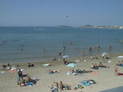 50m Plage T2 Grande Terrasse Vue Mer Climatisé Piscine Chauffée, Parking clos gratuit view 4