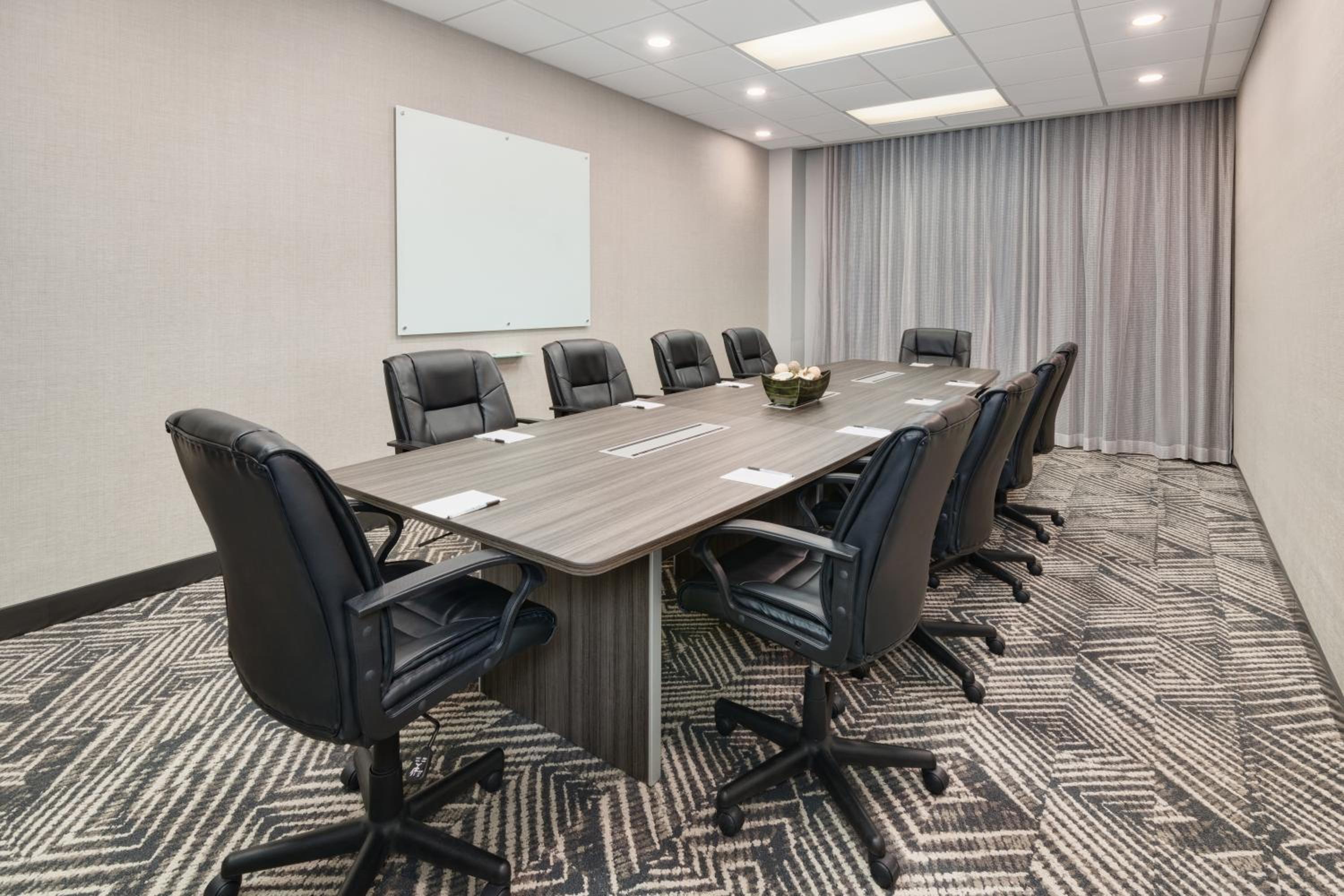 Radisson Hotel Nashville Airport - Property Image 4