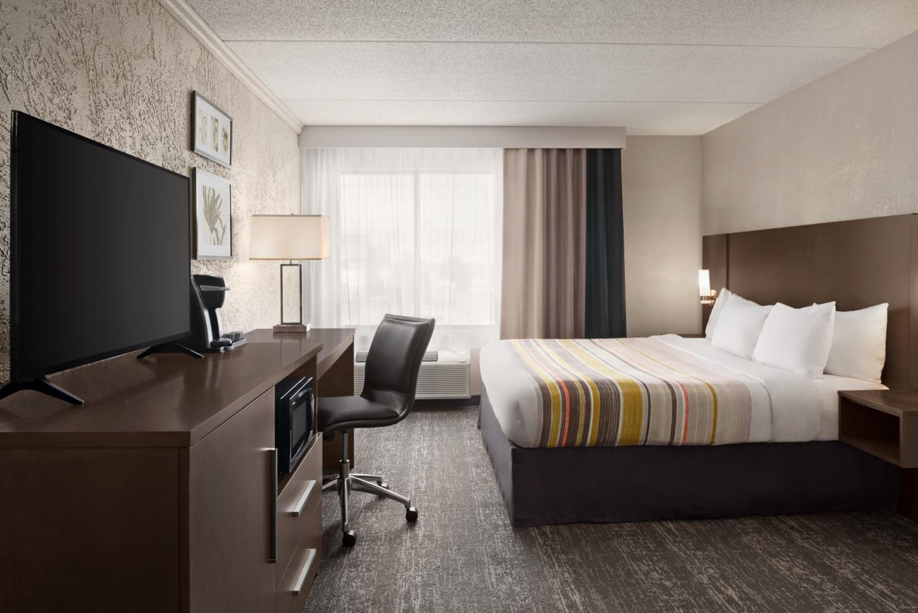 Country Inn  Suites by Radisson, Mt Pleasant-Racine West, WI - Property Image 35