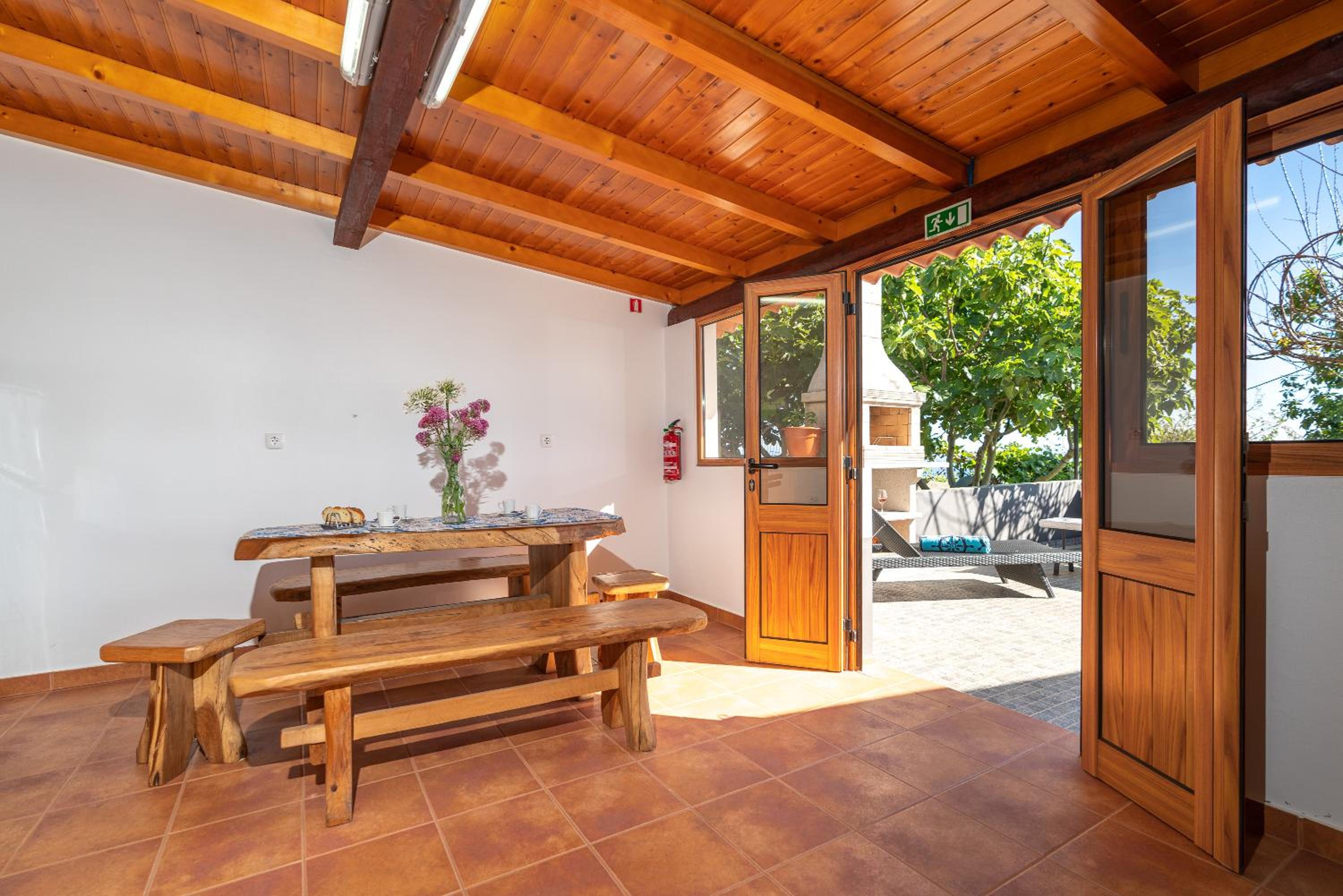 Casa da Mãe do Raivinha view 4