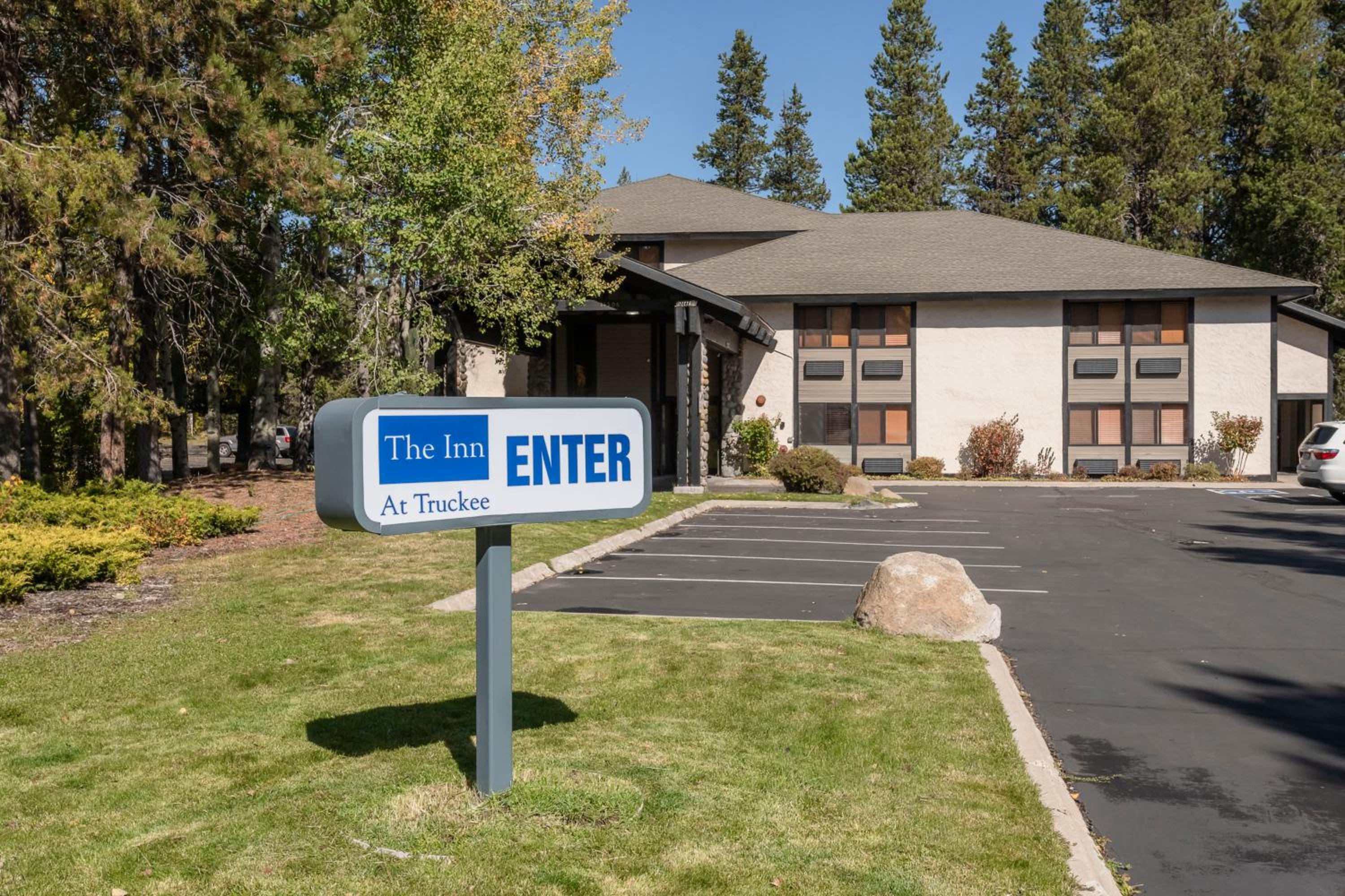 Hotel Inn At Truckee - Image 1