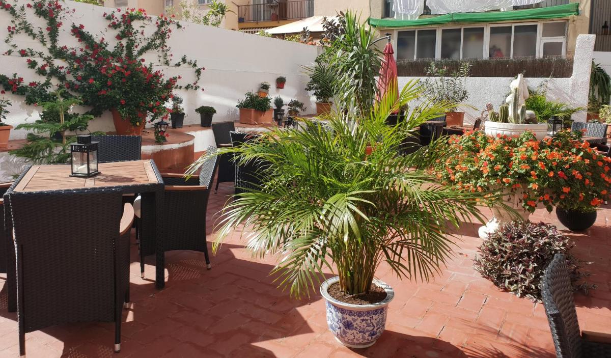 Hostal LIWI