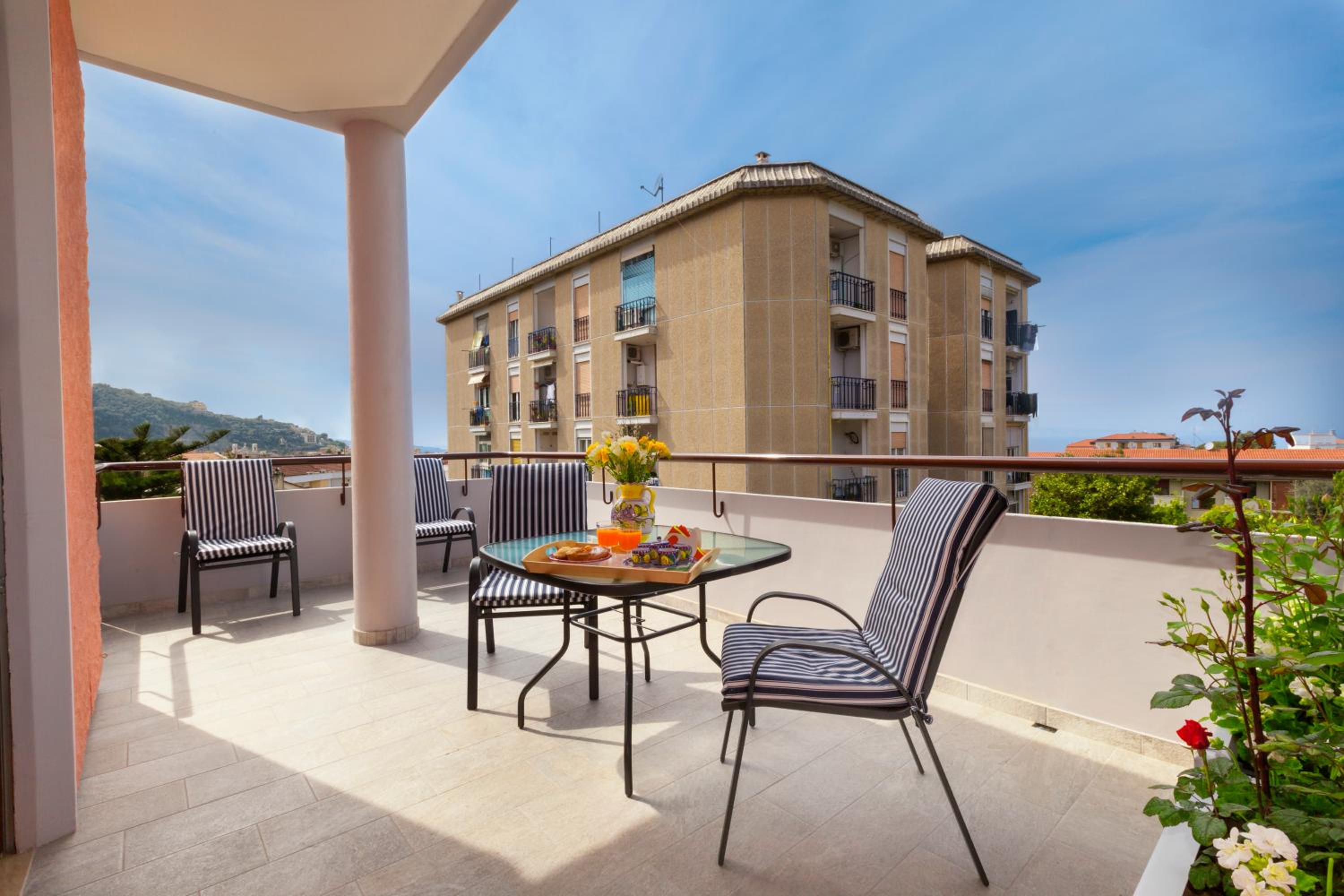 Hotel Maison Iolanda - Image 1