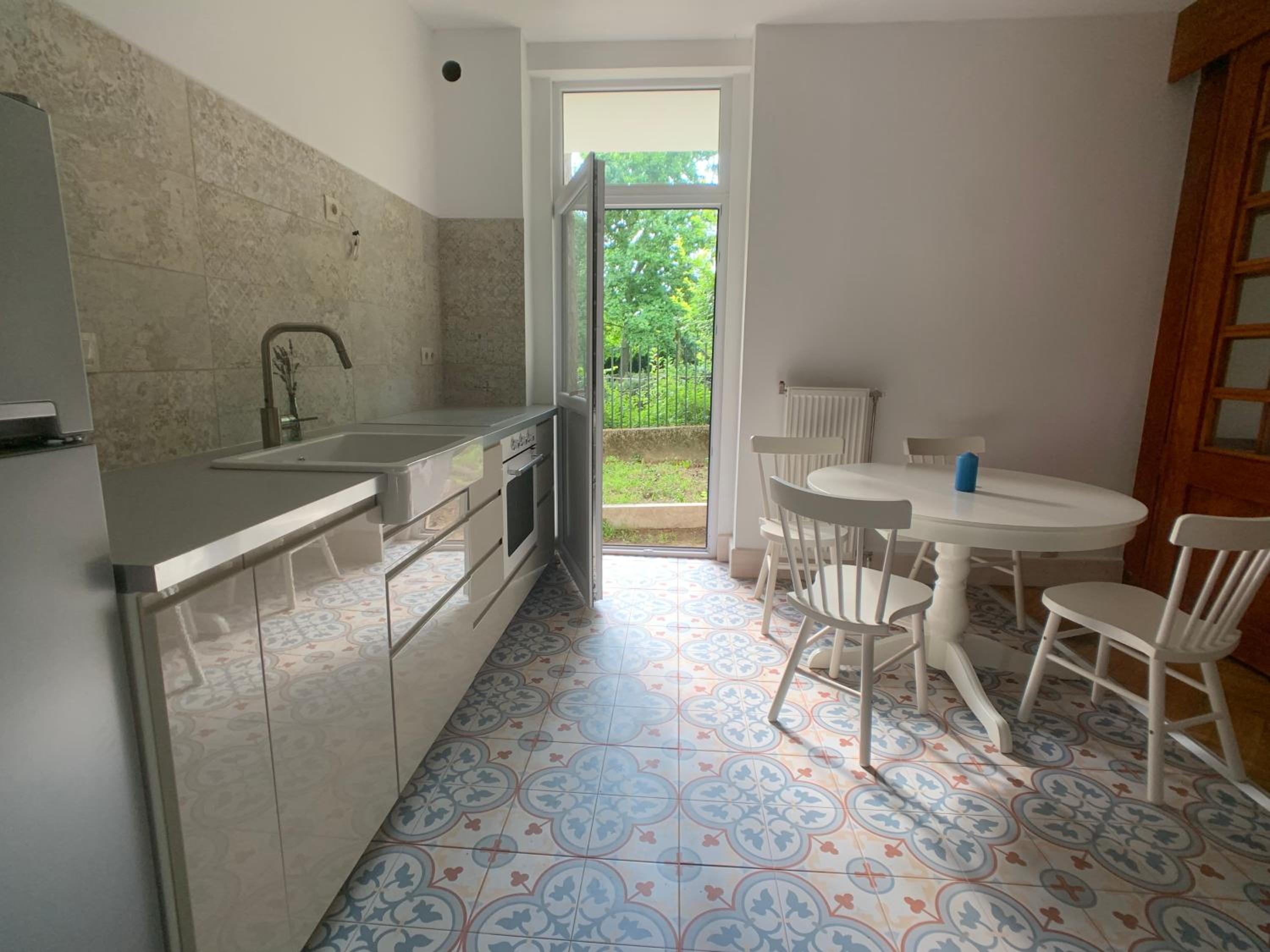 Cosy apartman in green Buda view 3