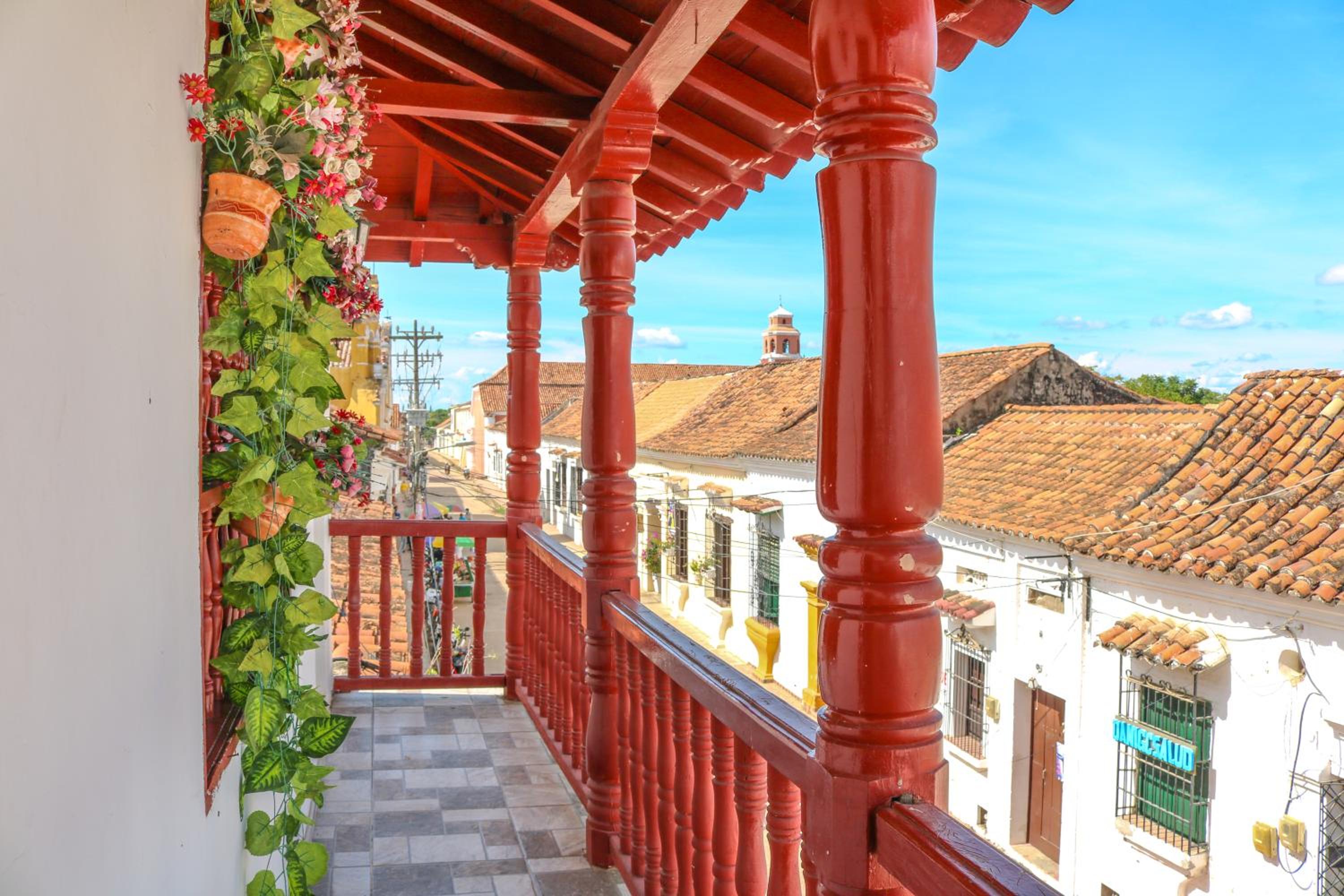 Hotel Jardines Evans By GEH Suites