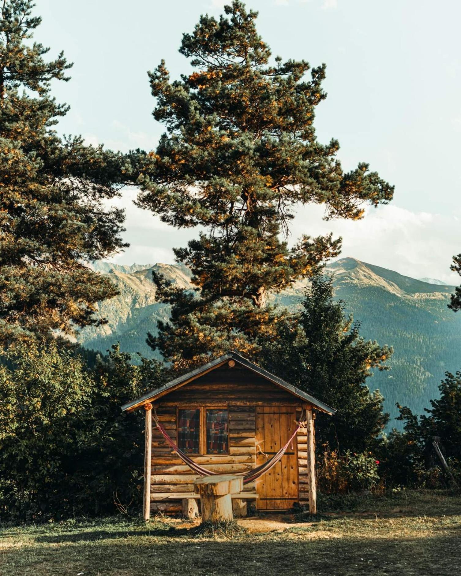 Heshkili huts and cabins Svaneti