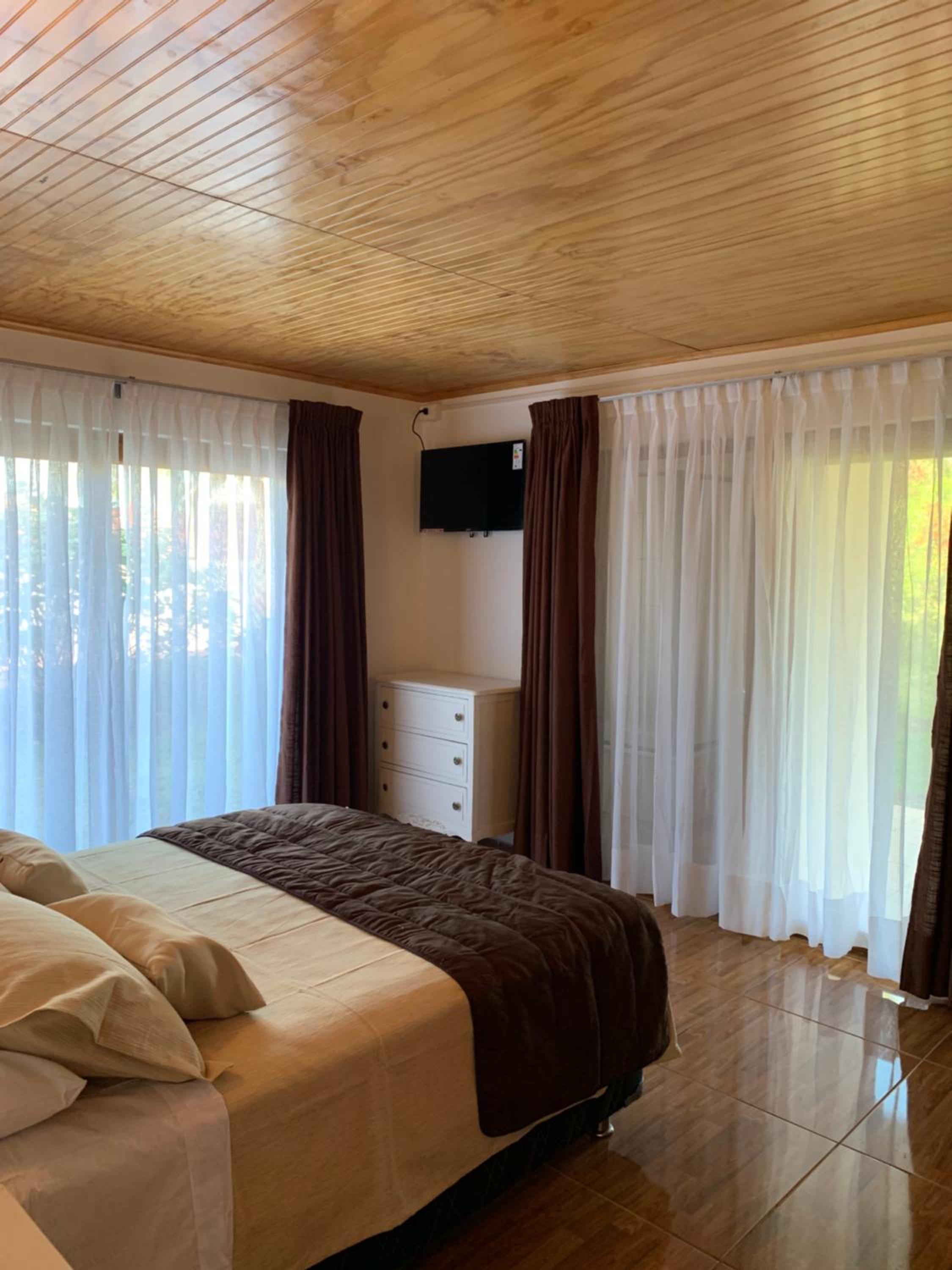 Teanehi Bed & Breakfast
