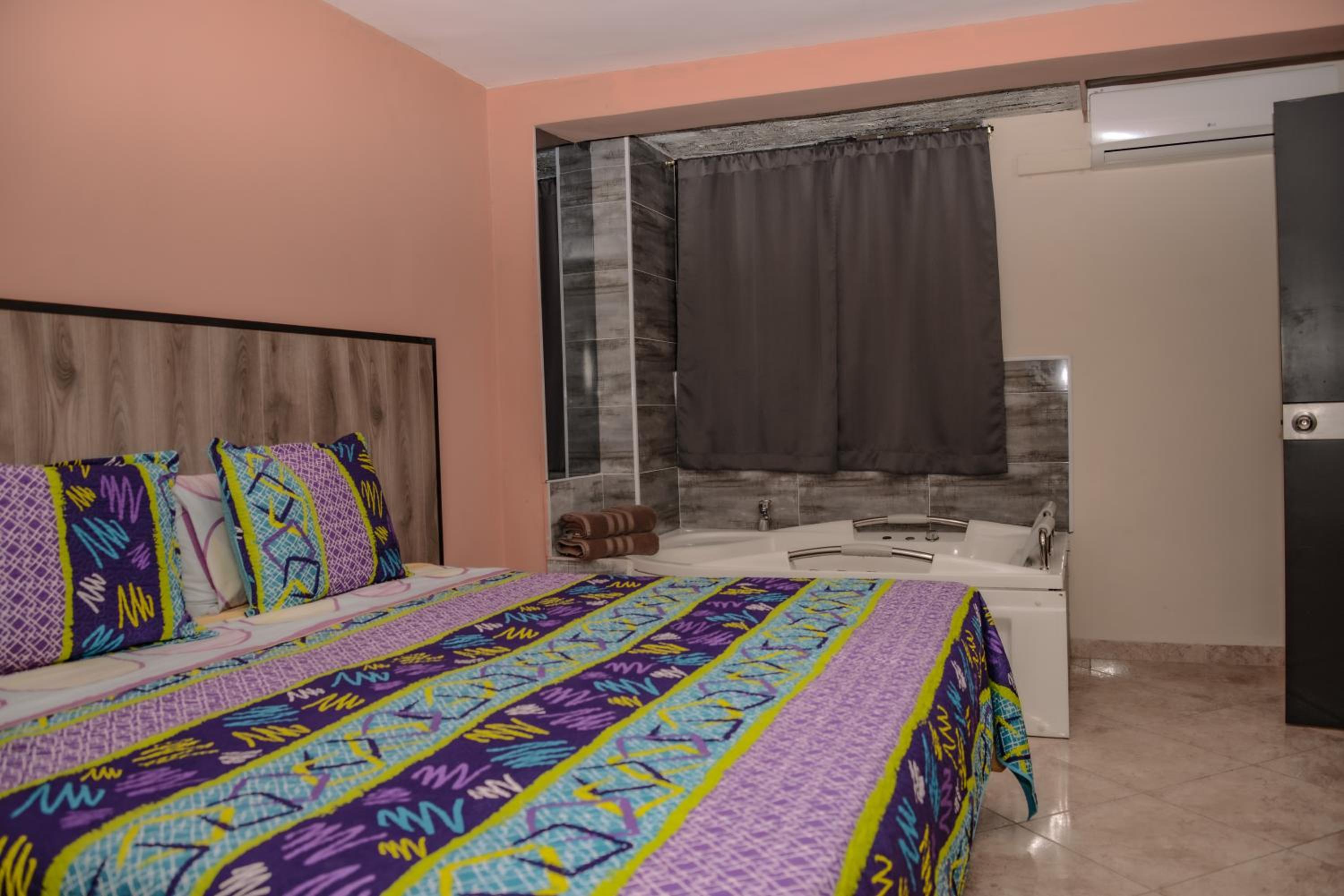 The 9's Apartahotel