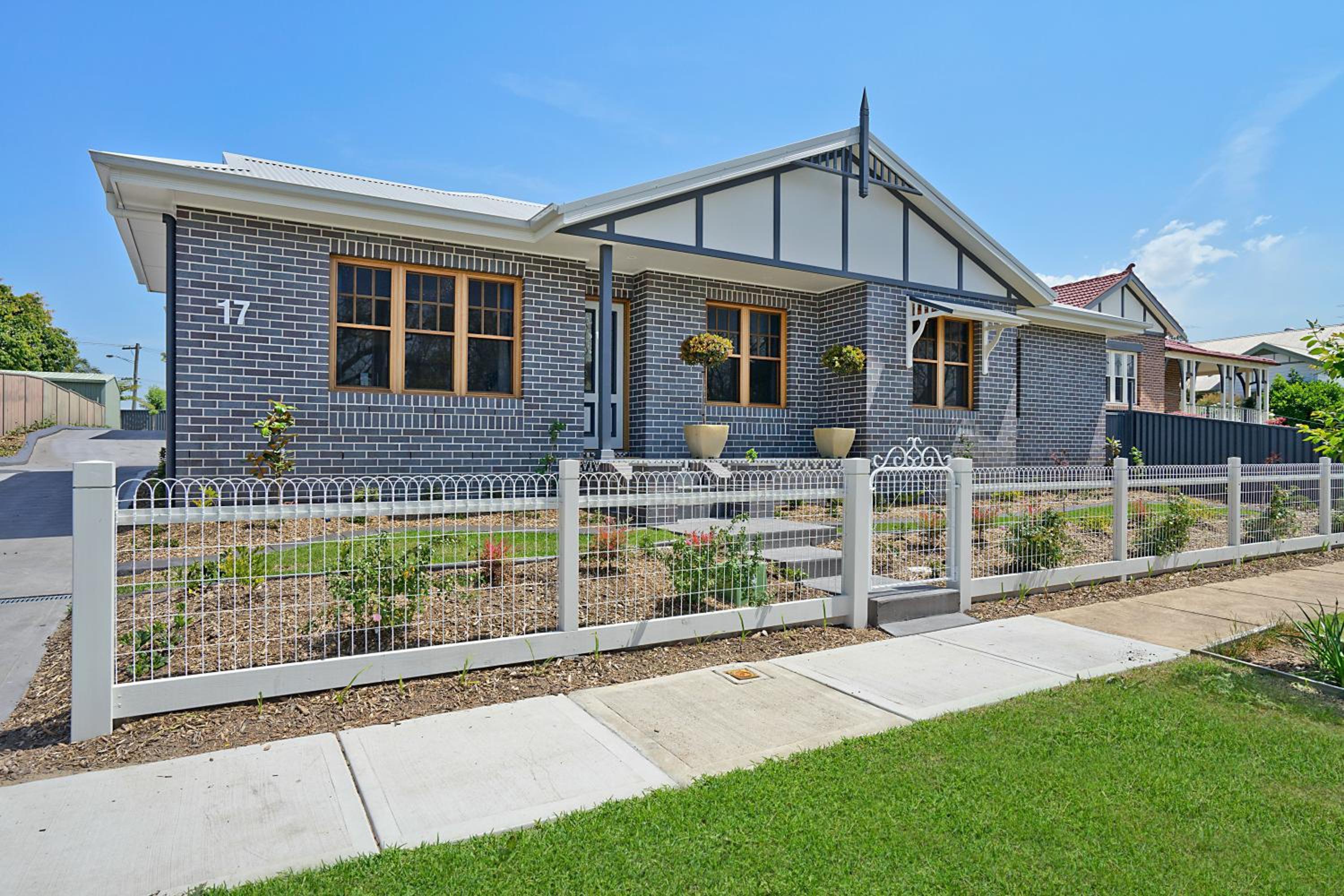 Accommodation Hunter - Adams Street Maitland view 5