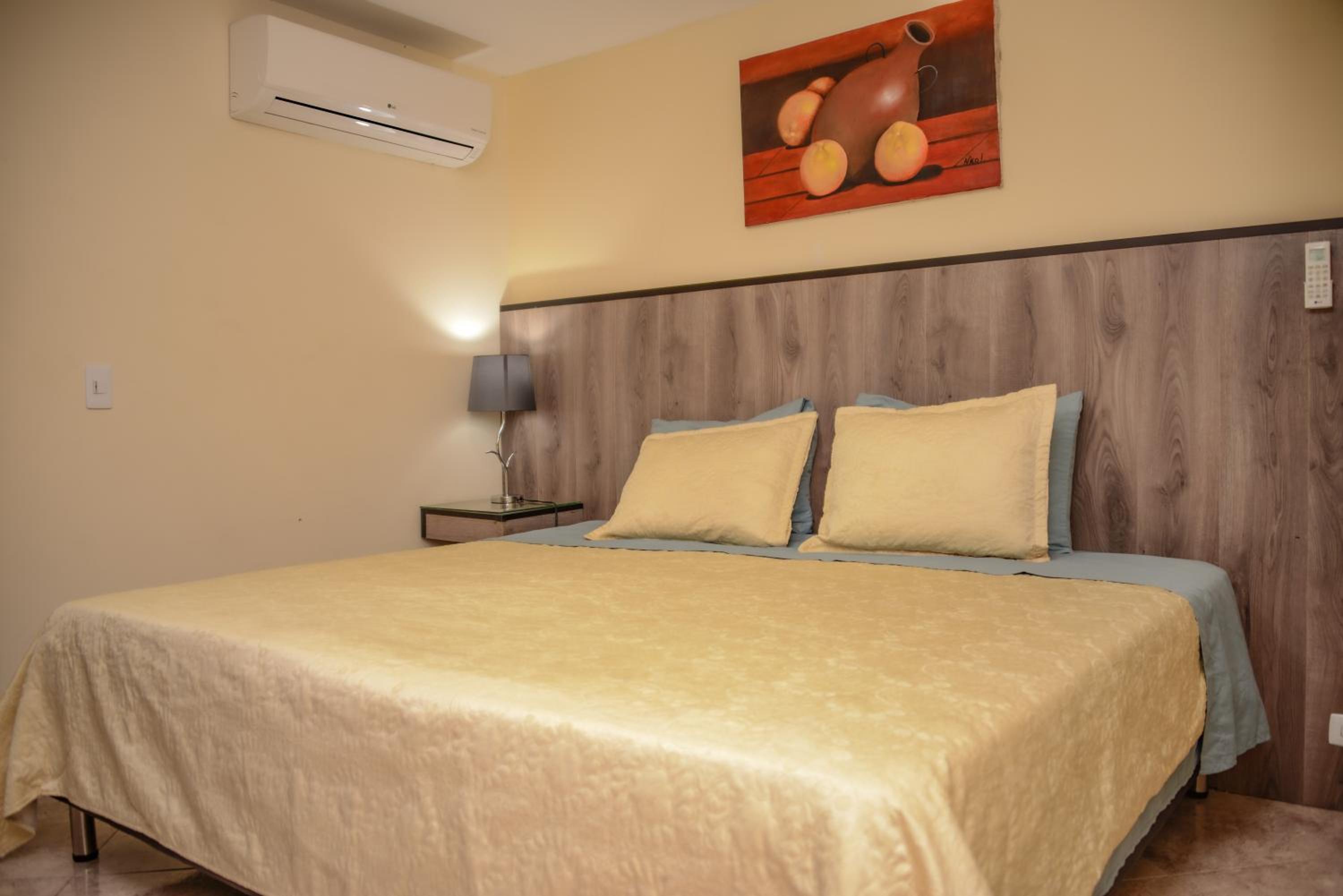The 9's Apartahotel