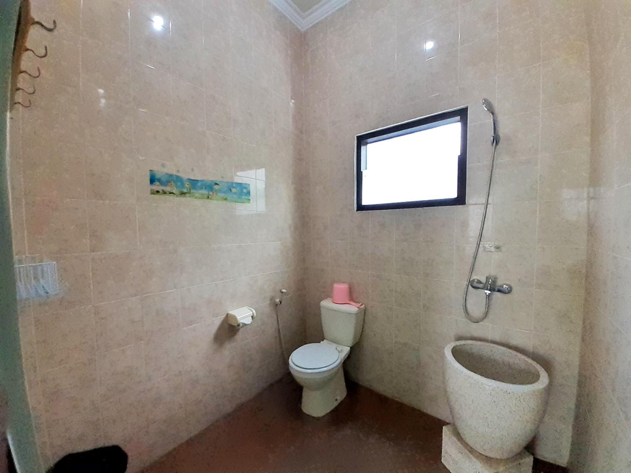 Villa 3 Bedroom Edelweis No. 7 near Museum Angkut view 2