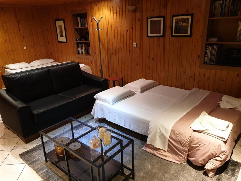 Stone Guesthouse view 3