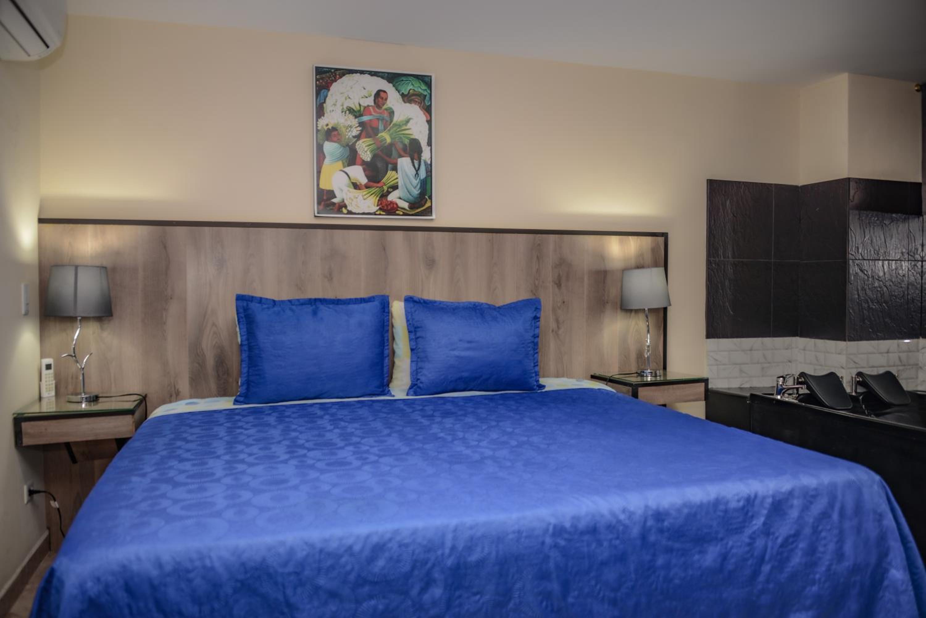 The 9's Apartahotel