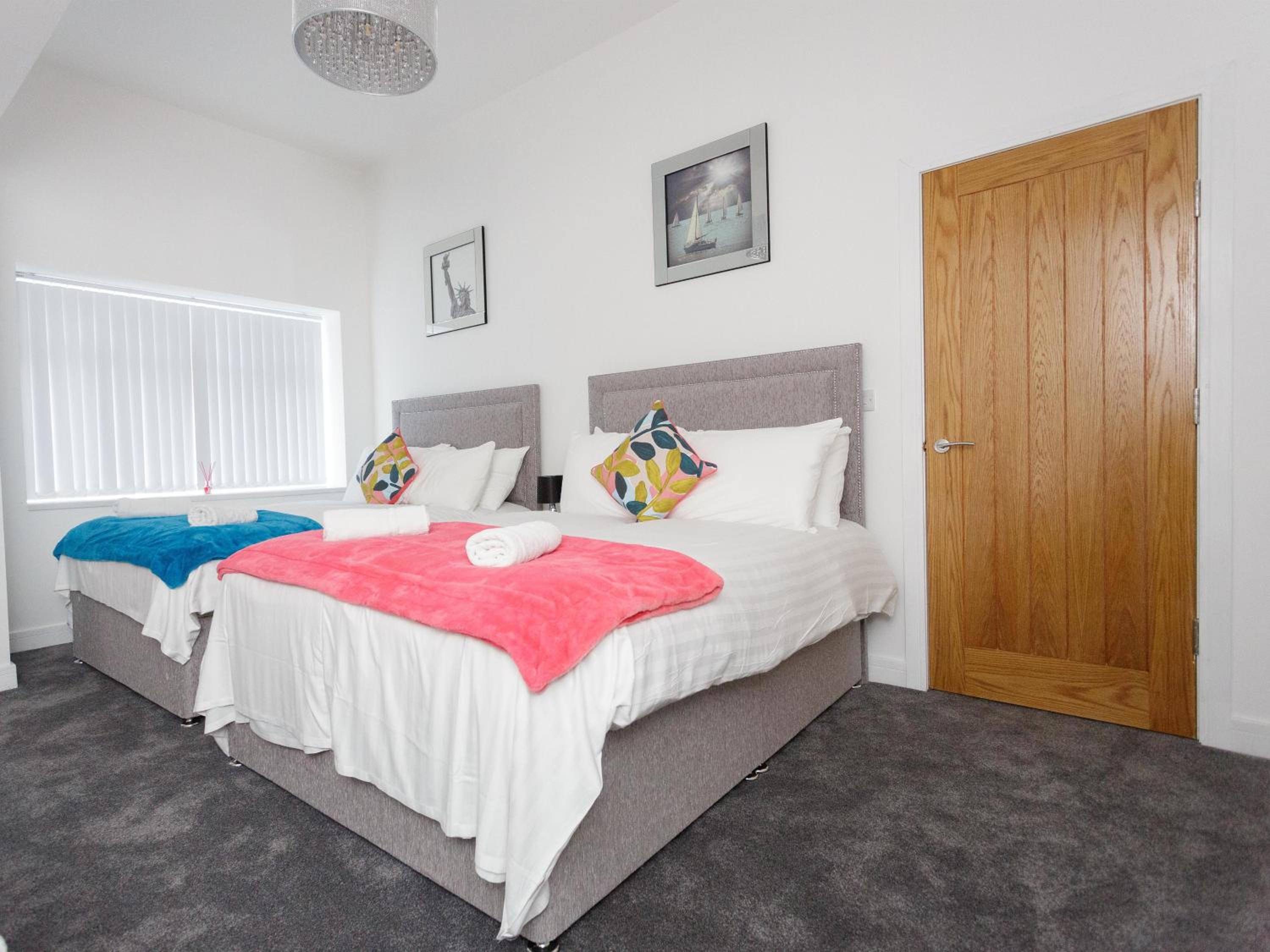 Live in Leeds Greenhill Bungalows