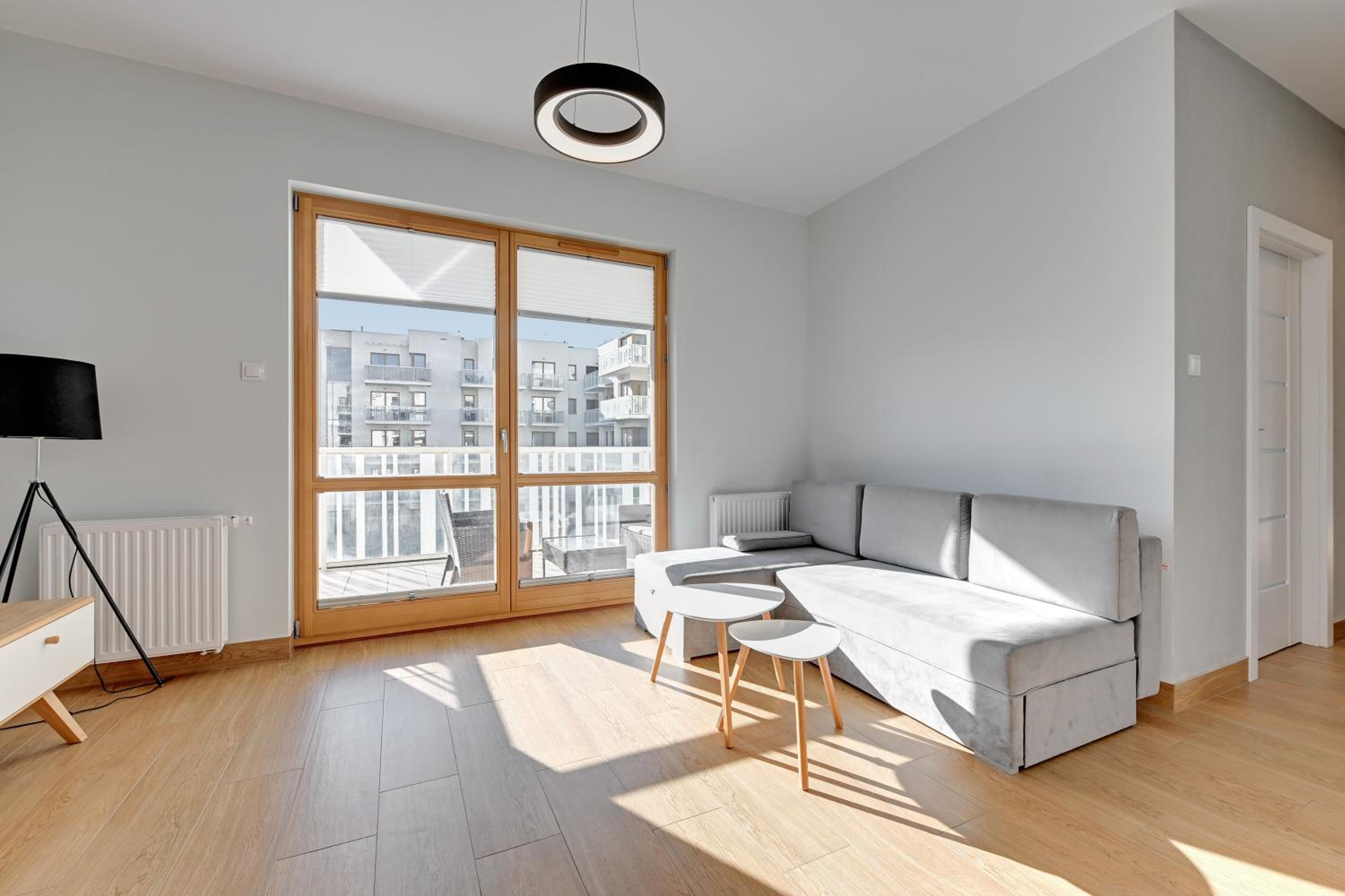 Holiday Apartment near the Sea - free private parking view 4