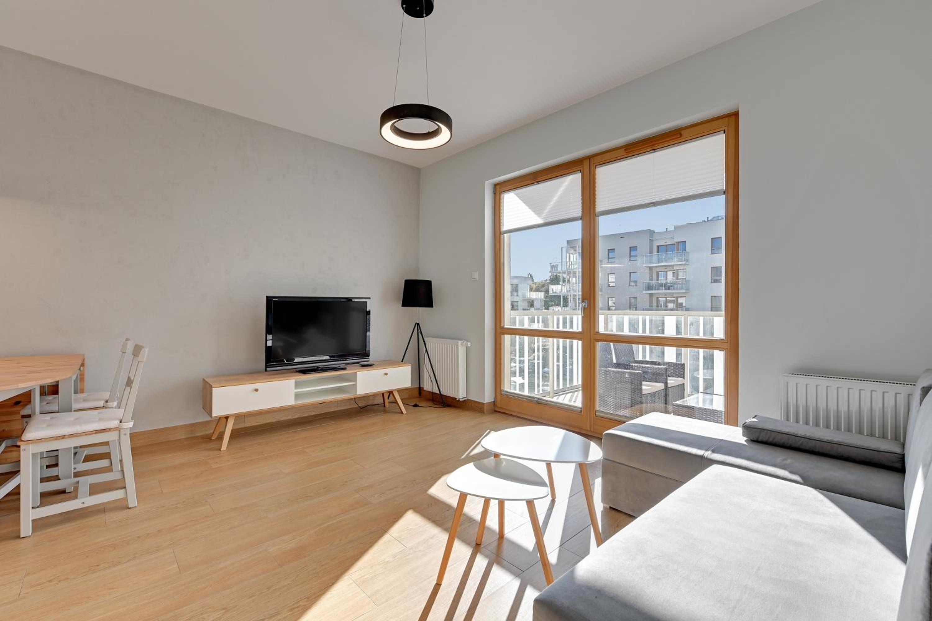 Holiday Apartment near the Sea - free private parking view 2