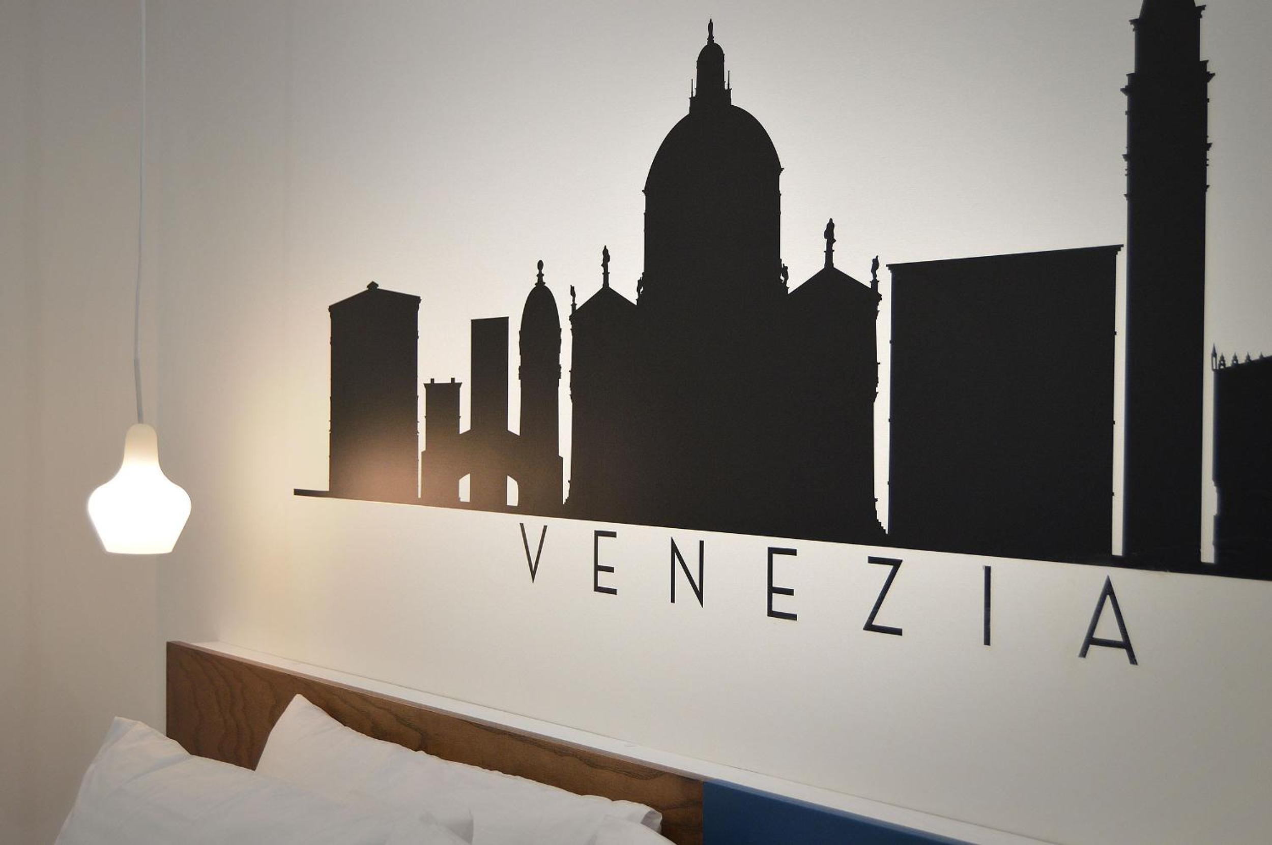 Napoli Central Station Studio