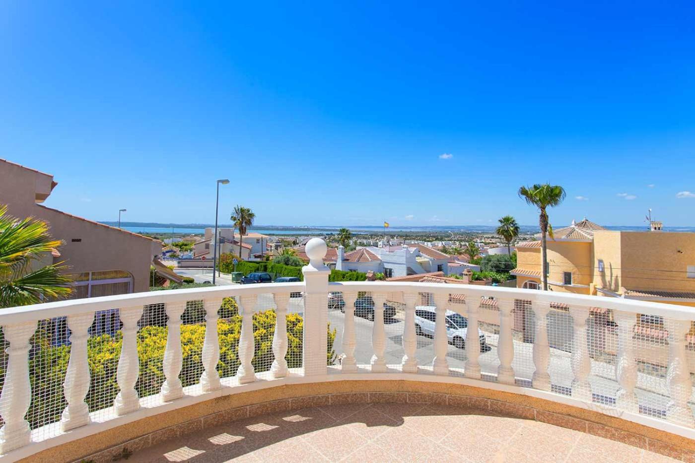 CH Villa Leonor Ciudad Quesada view 3