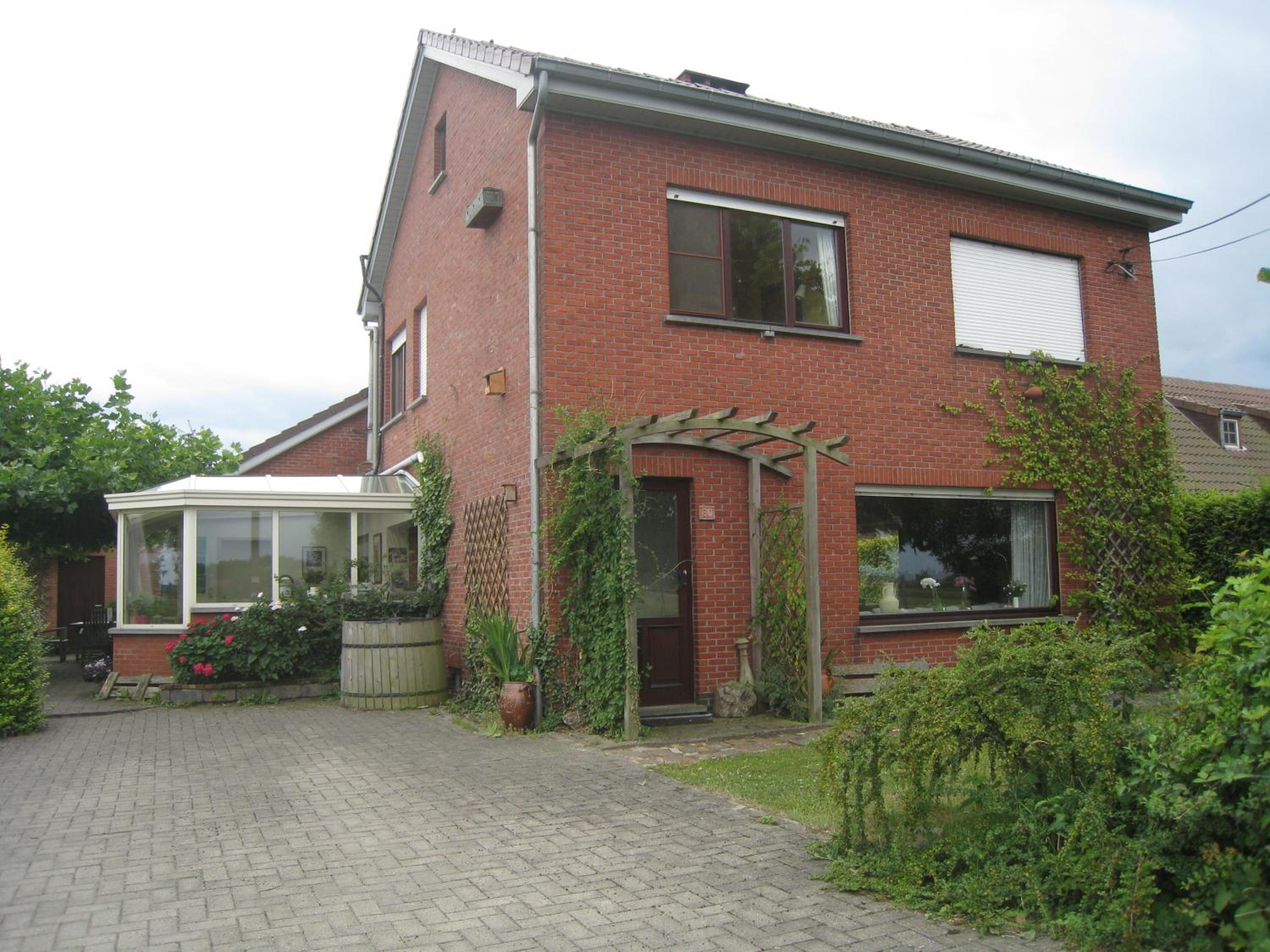 Vakantiehuis in de velden met zwemvijver en Jeu de Boules baan