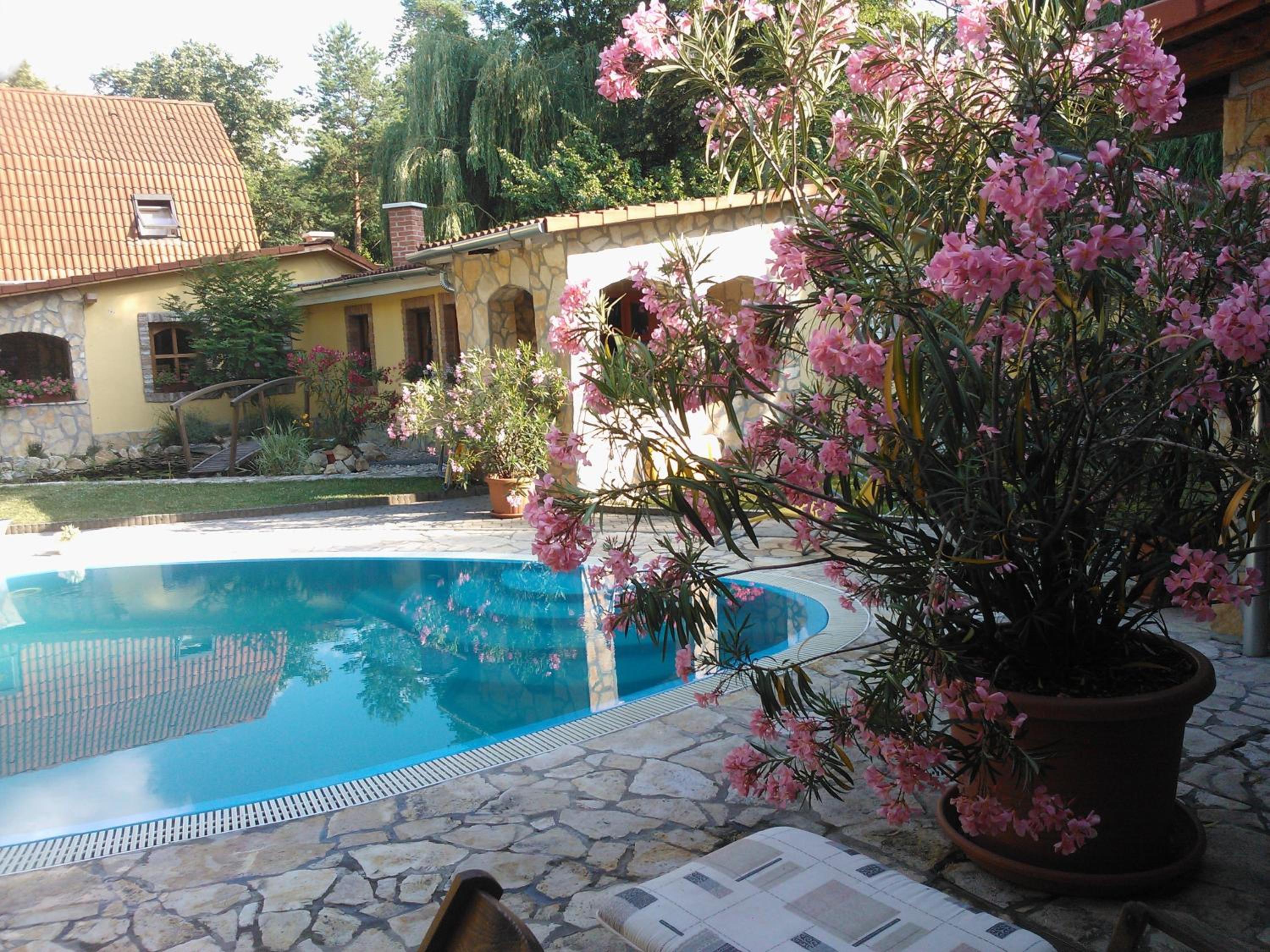 Mediterrán Apartmanház Szántód view 3