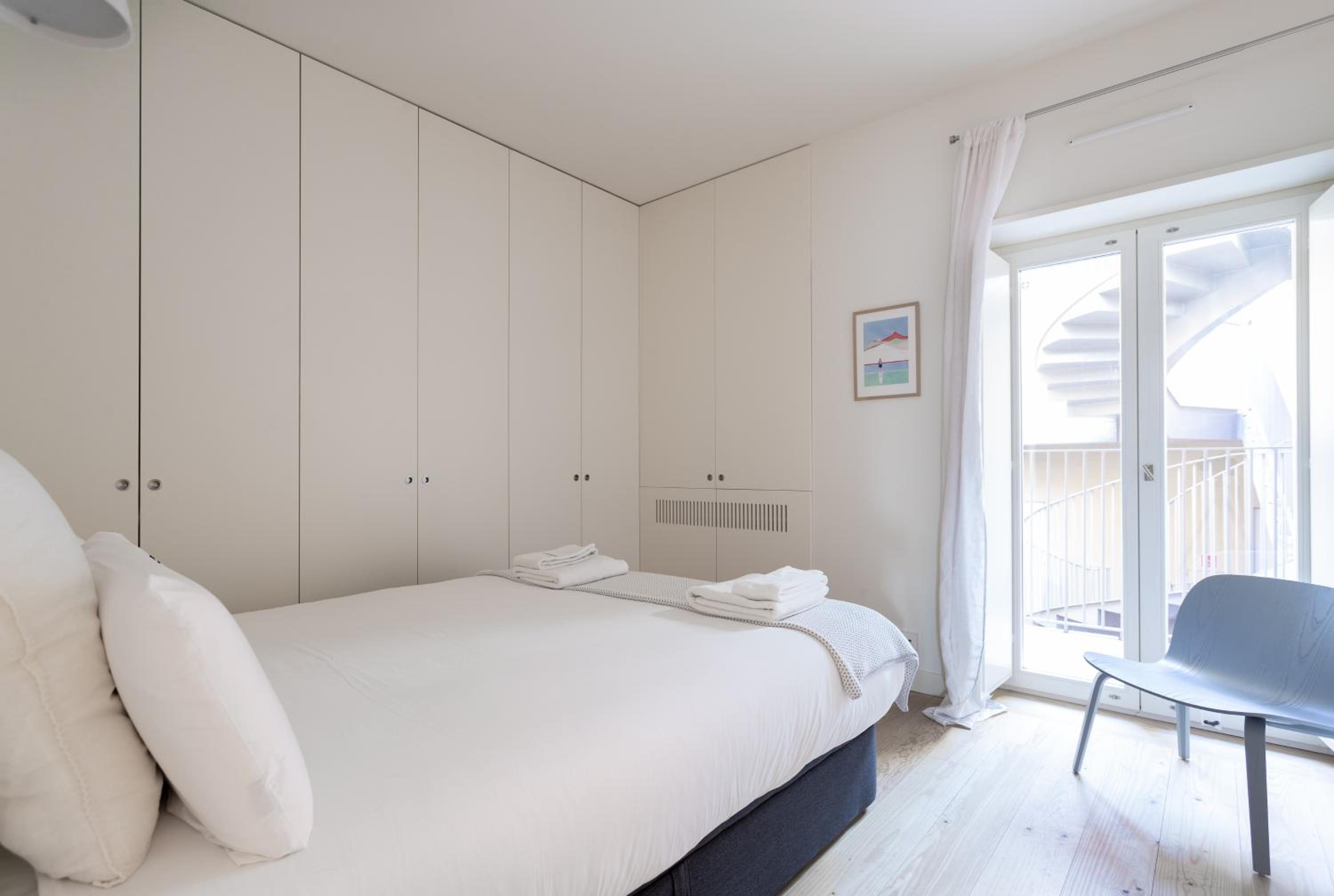 FLH Bairro Alto Modern Flats view 3