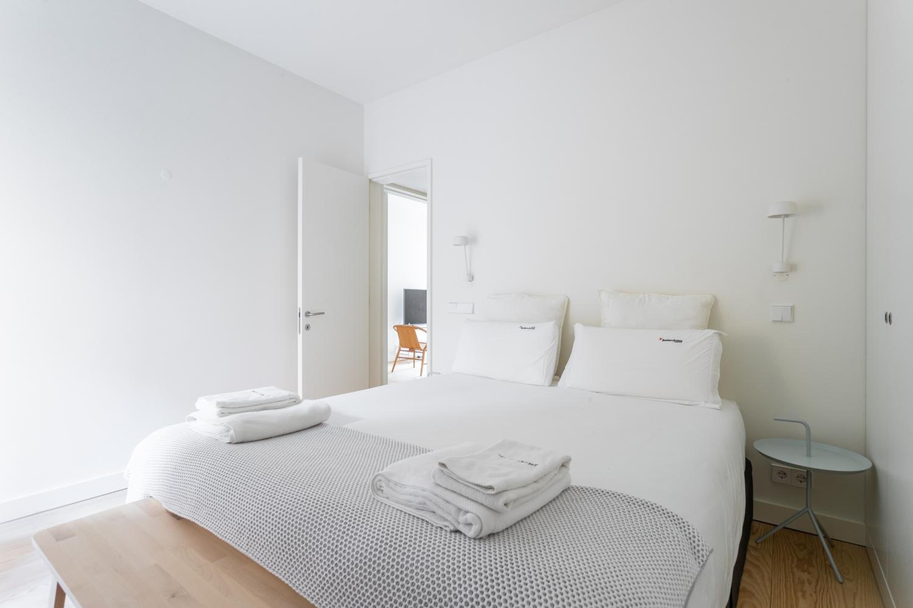 FLH Bairro Alto Modern Flats view 2