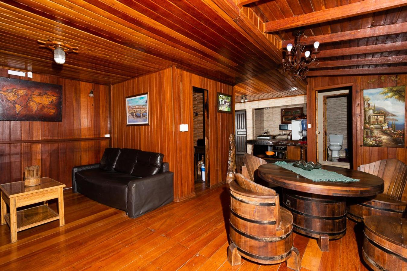 Sunset Strip Eco Apartments