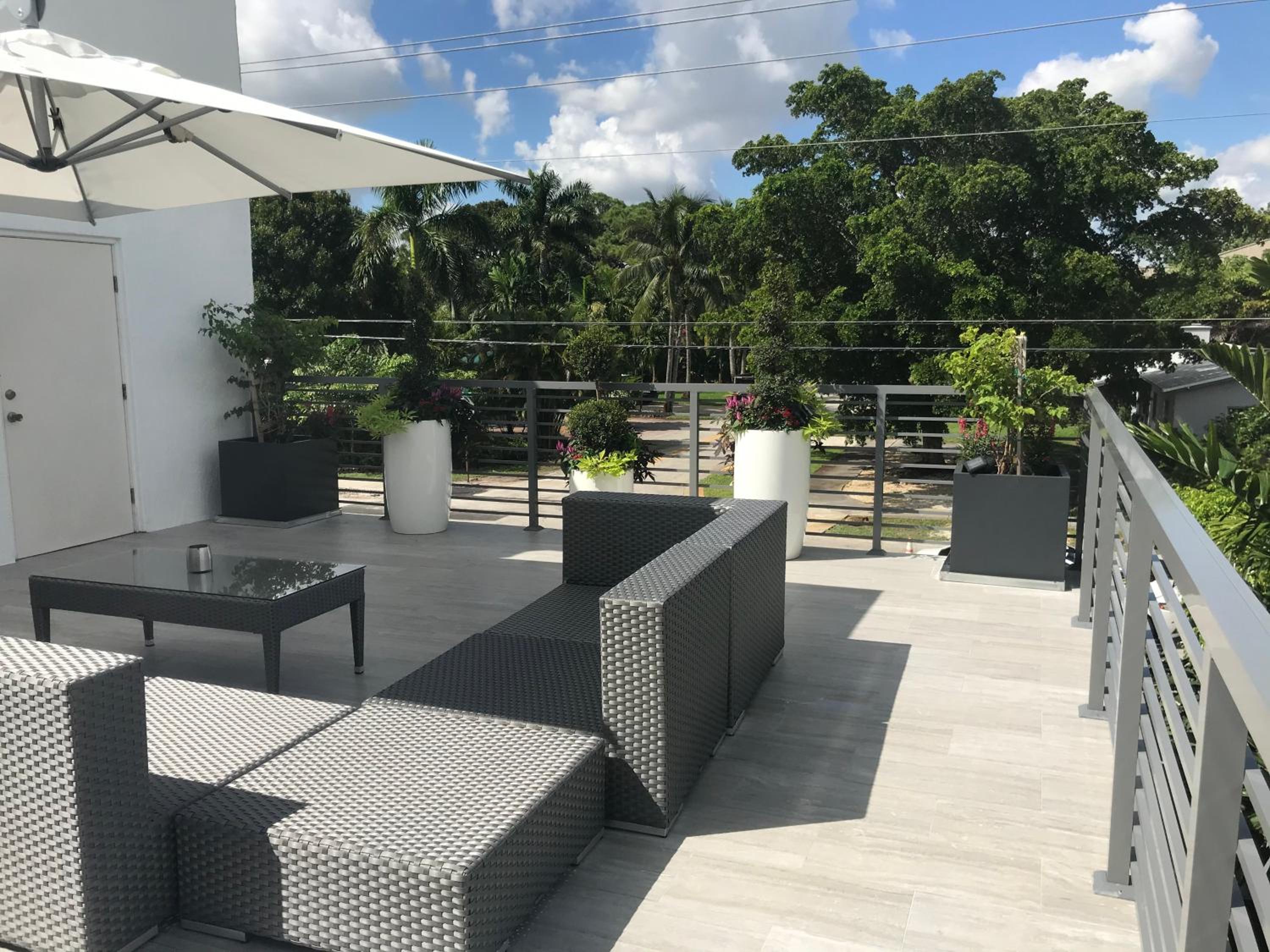 Hotel CASA HERMÈS Wilton Manor - Gay Guesthouse - Image 1