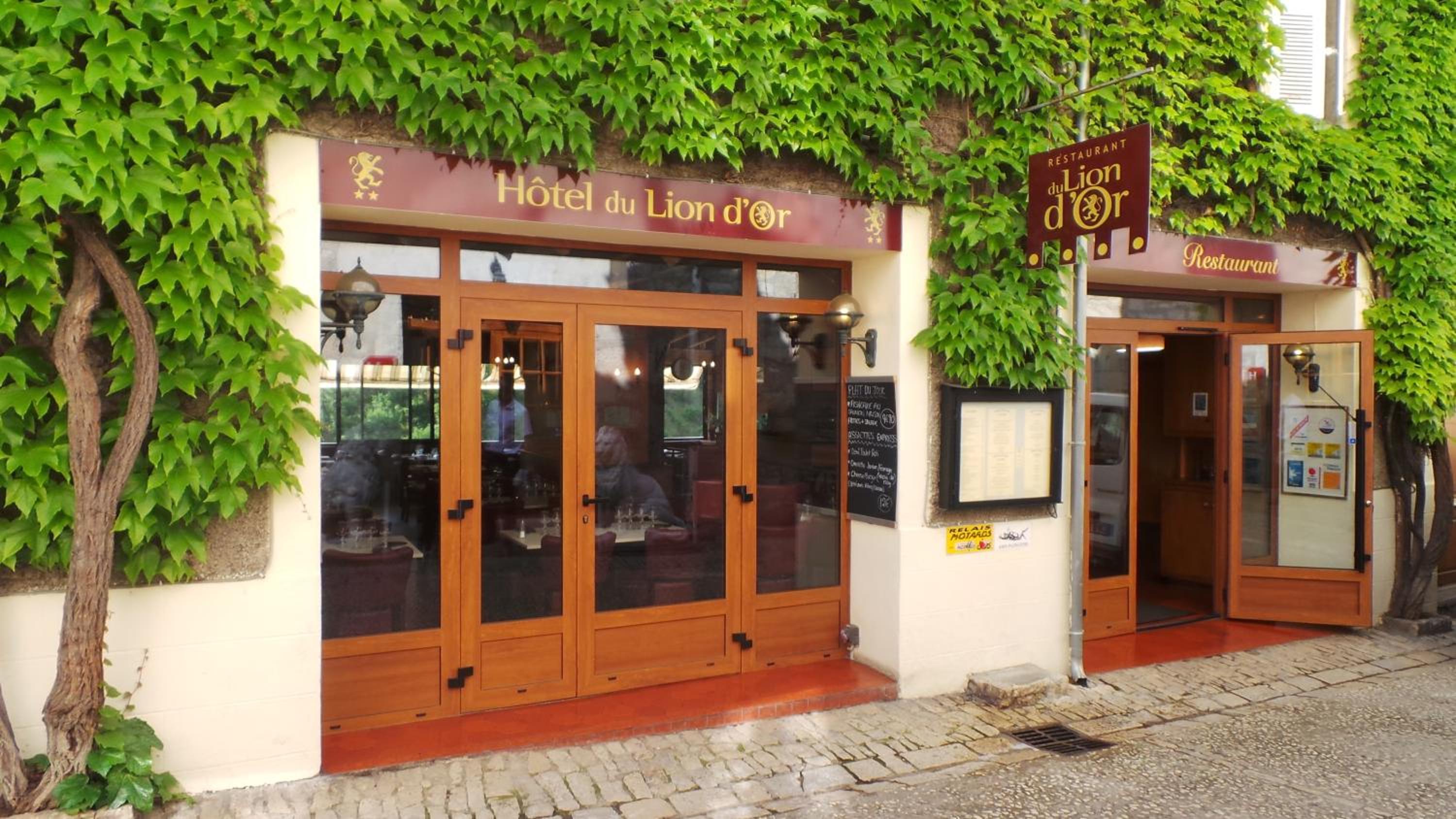 Hotel du Lion d'Or view 2