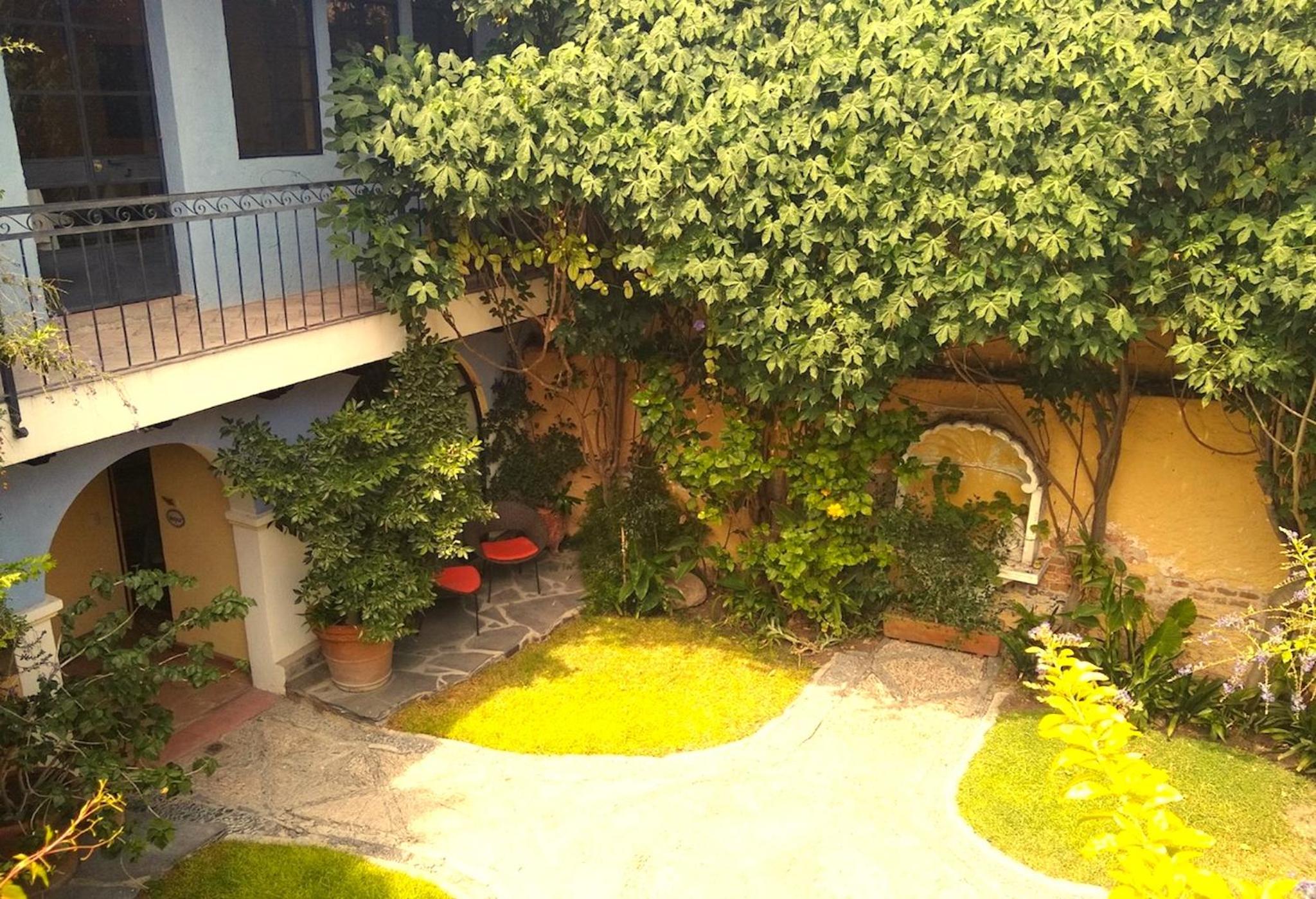 Photo 33