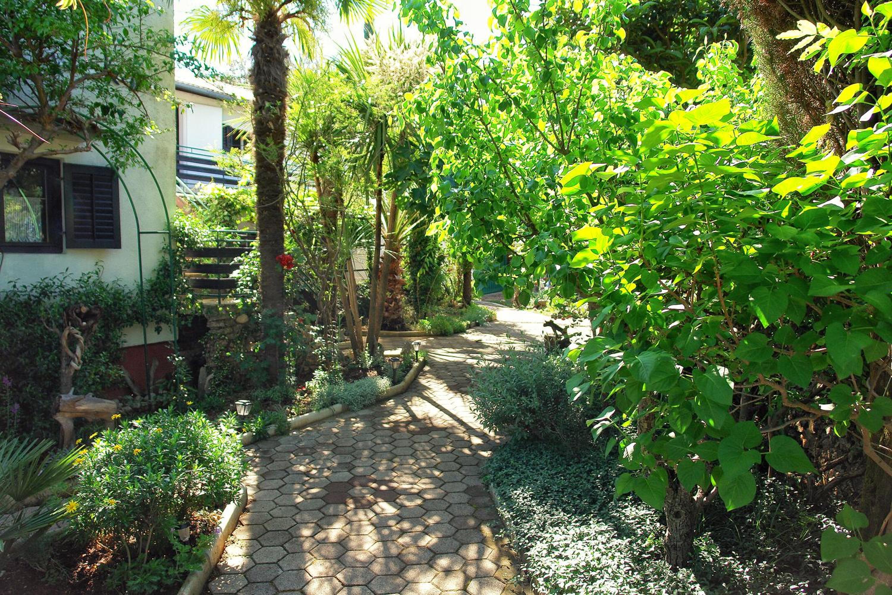 Photo 30
