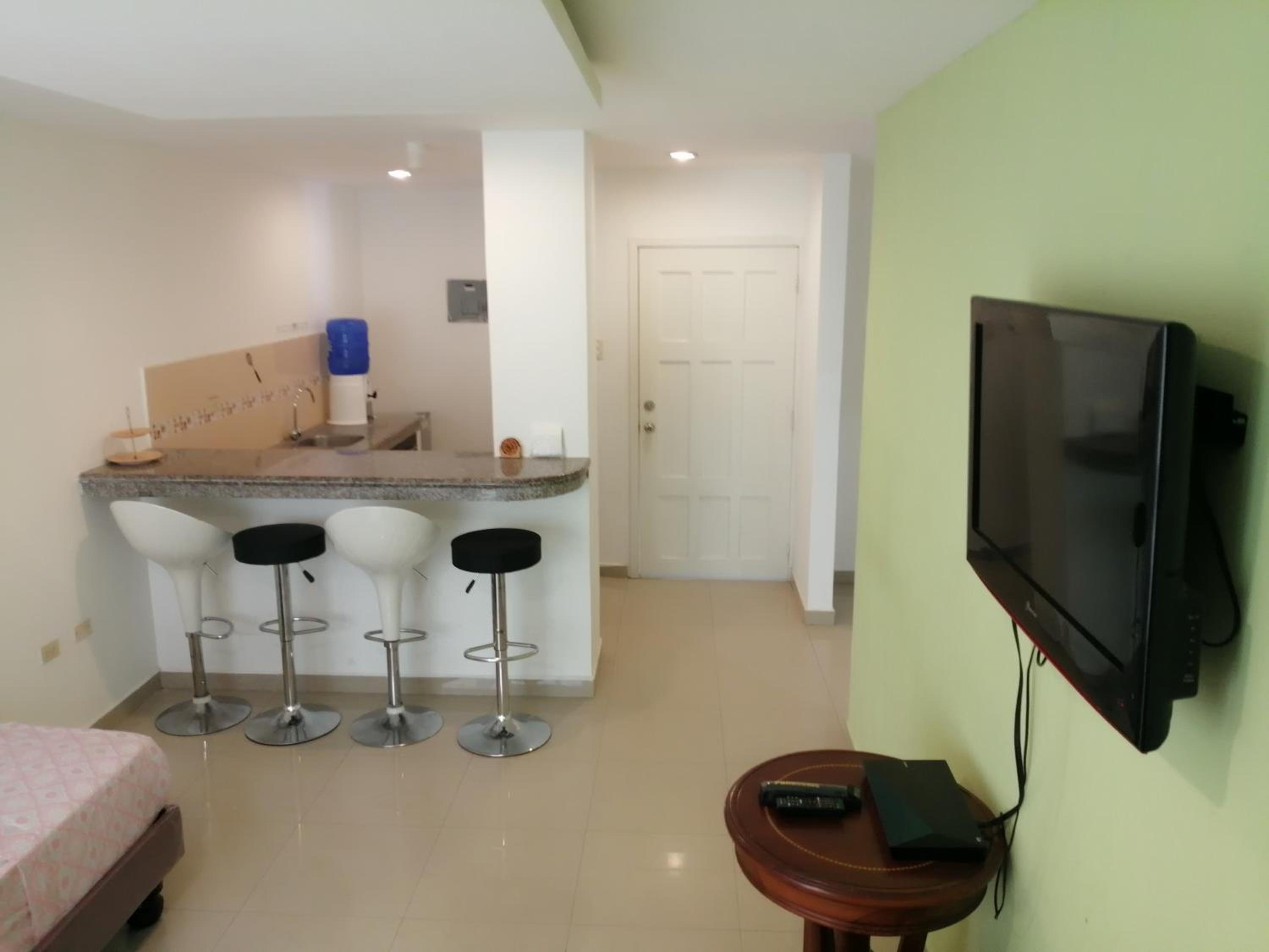 Hotel Suites y habitaciones en Edificación Amaralto - Image 1