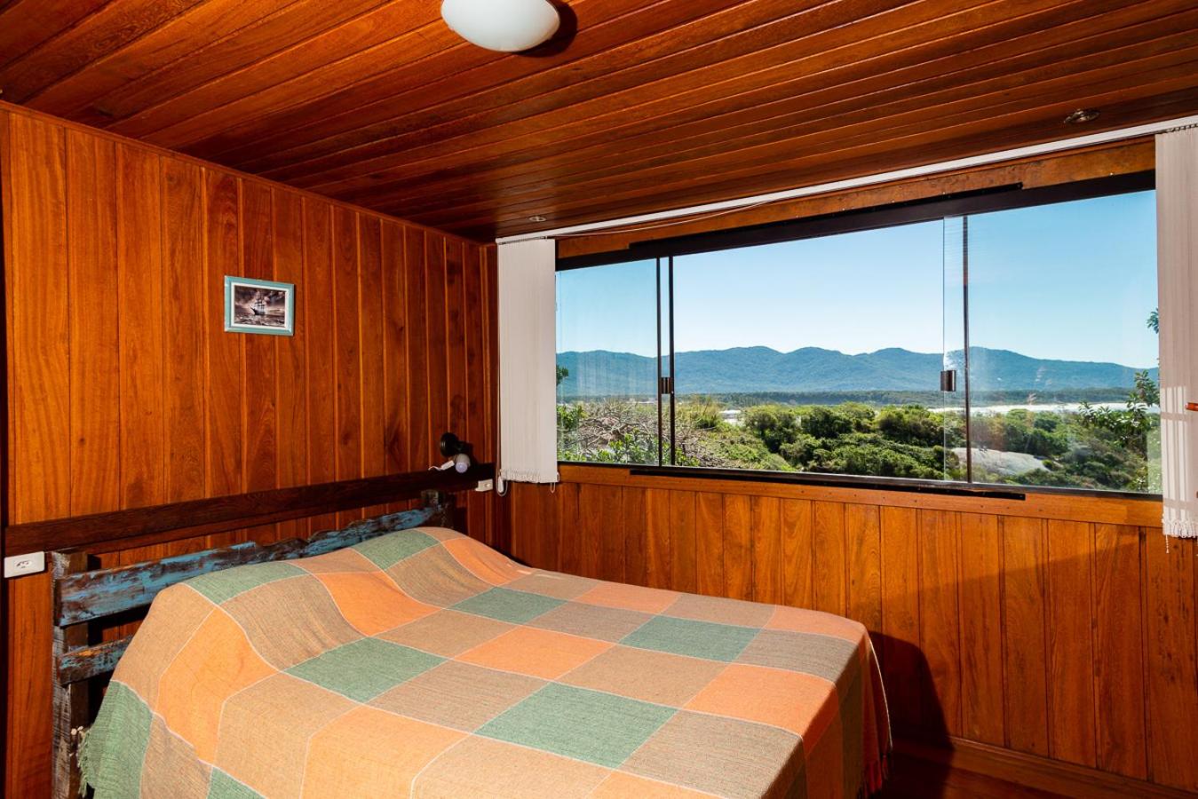 Sunset Strip Eco Apartments