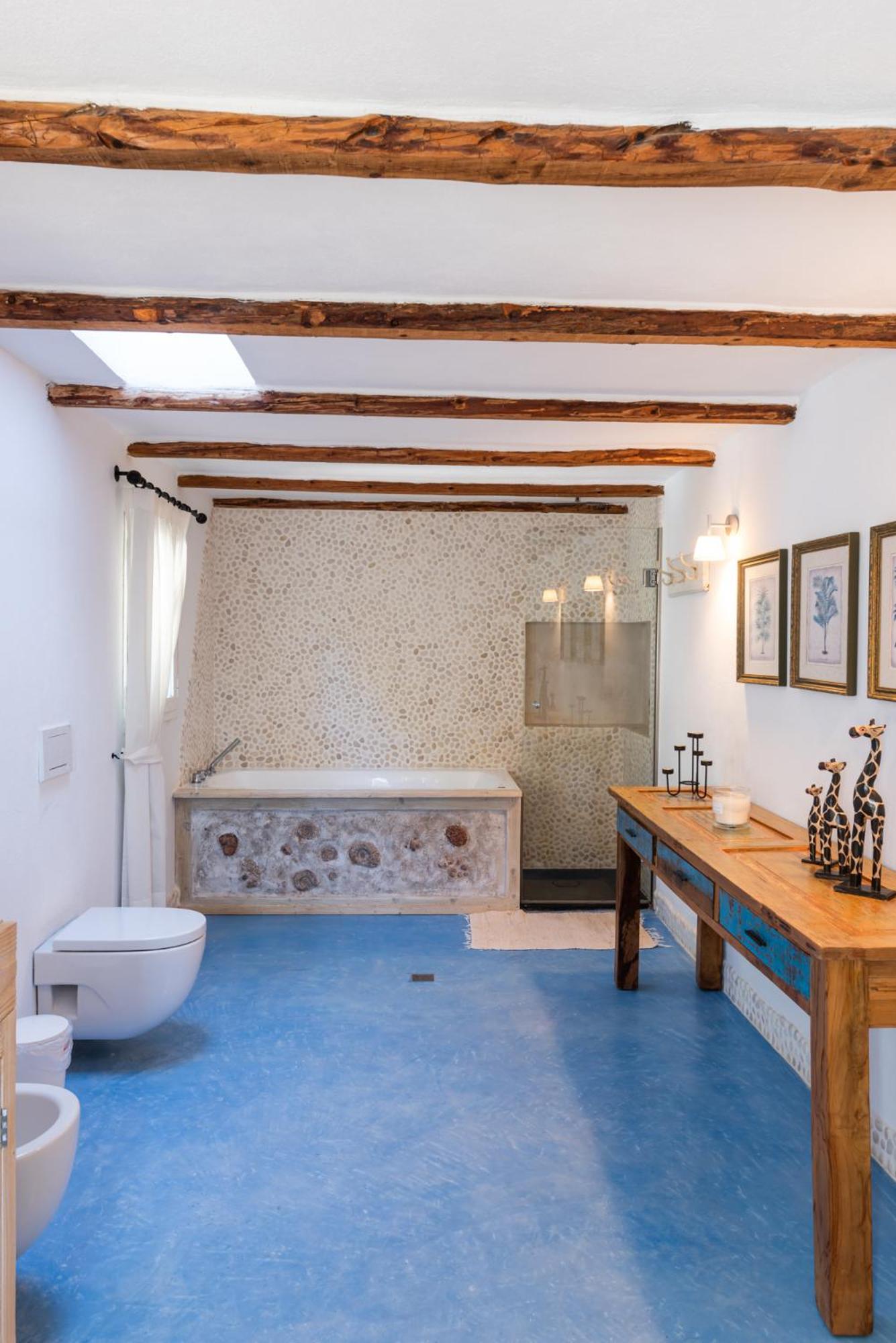 Lilita House