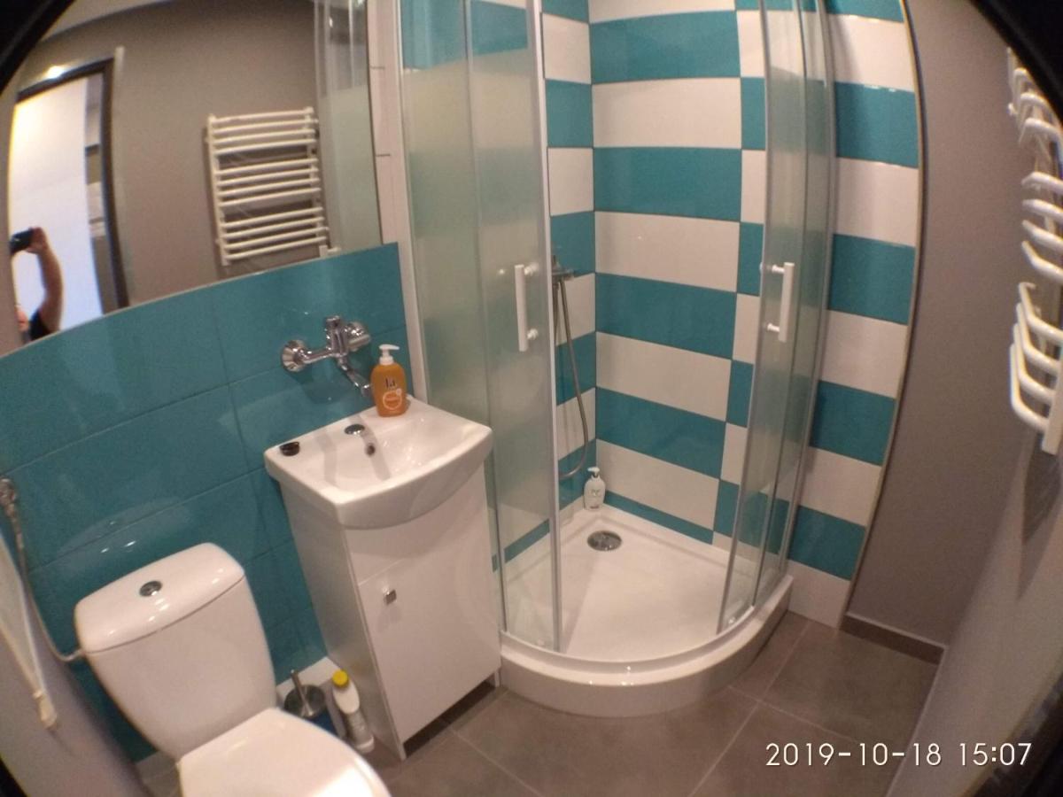 2120 Przyjaźni 4 - Tanie Pokoje - samodzielne zameldowanie - self check in view 4