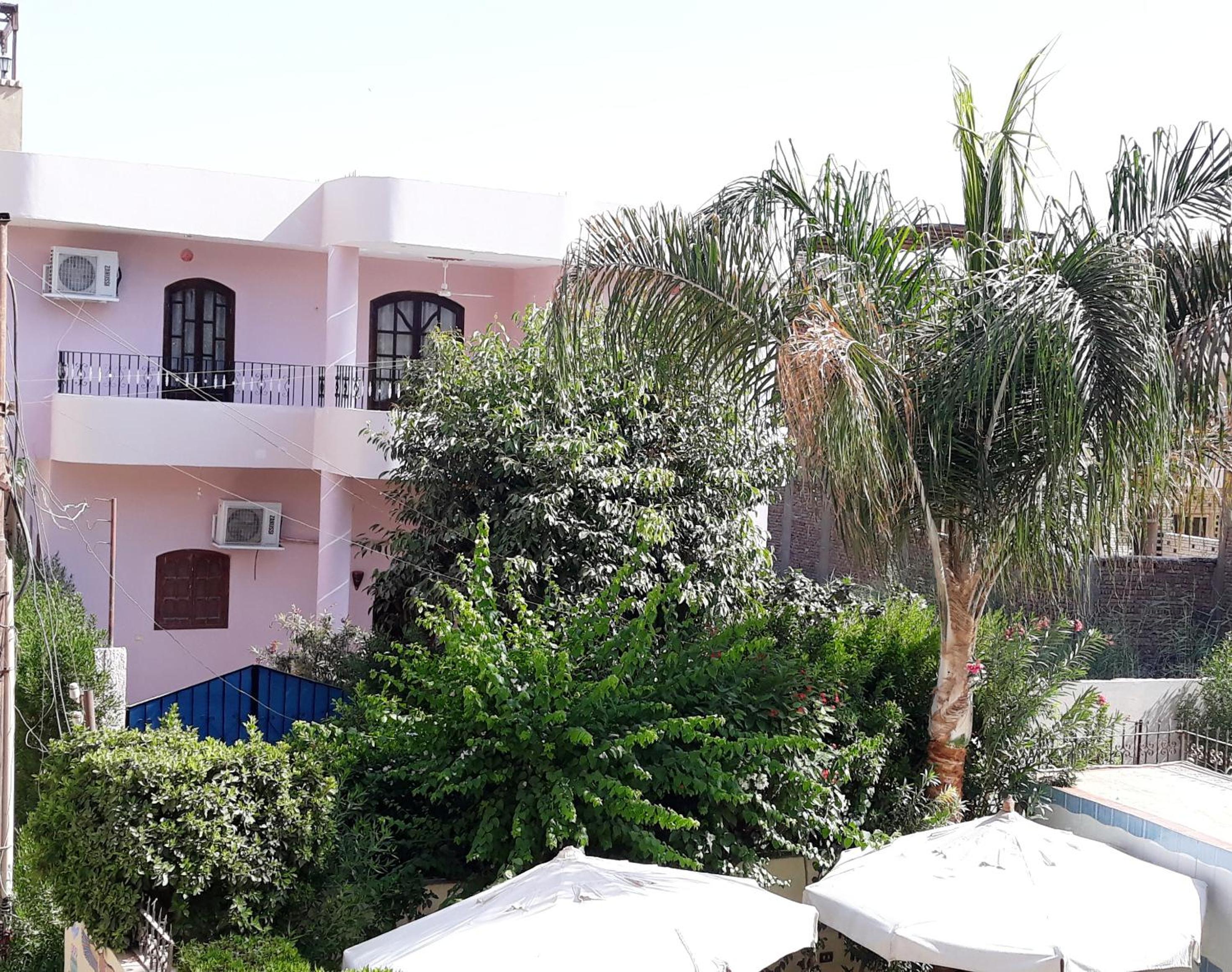 Isis - private apartments
