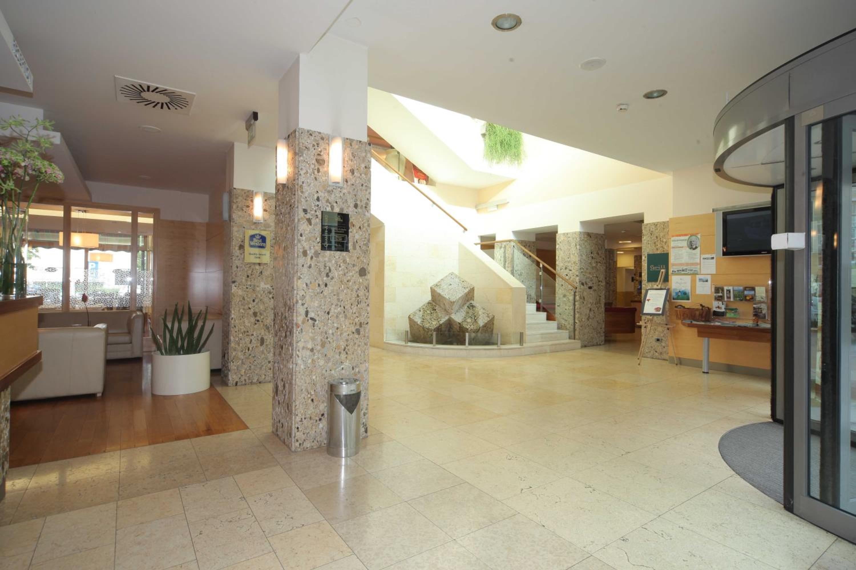 Bled Vacations - Hotel Lovec - Property Image 5