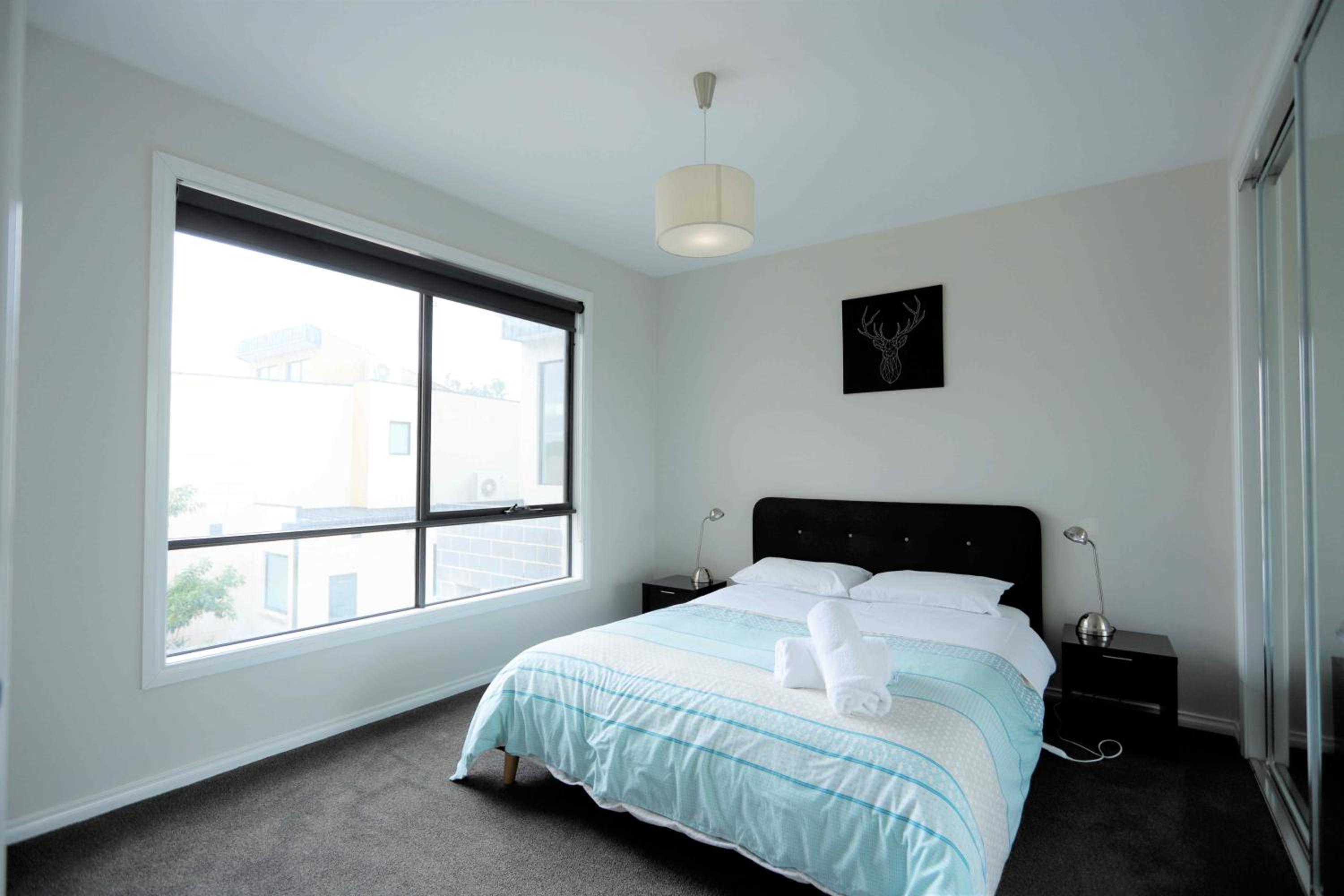Apollo Bay Seal Apartments