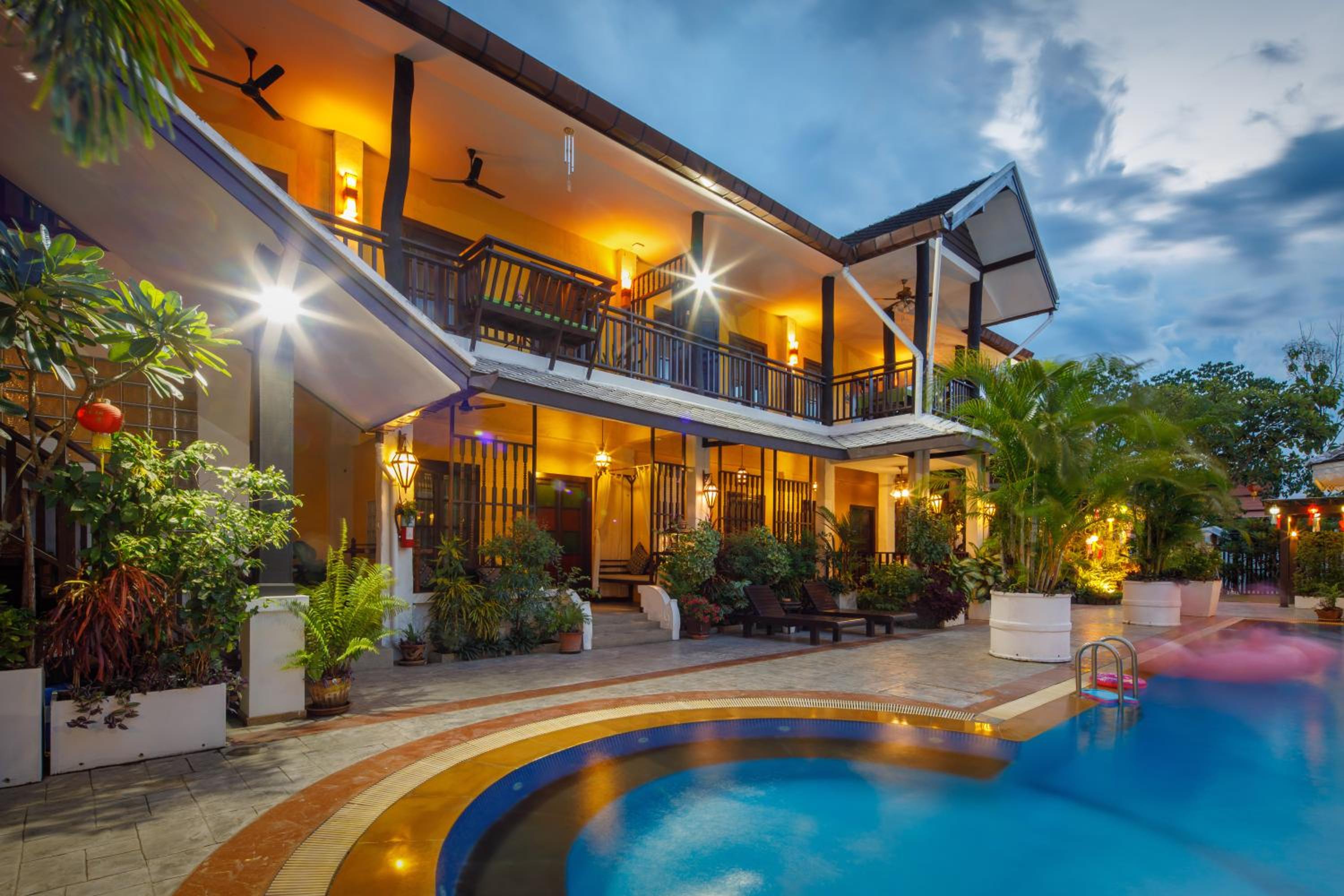 Vdara Pool Resort Spa Chiang Mai