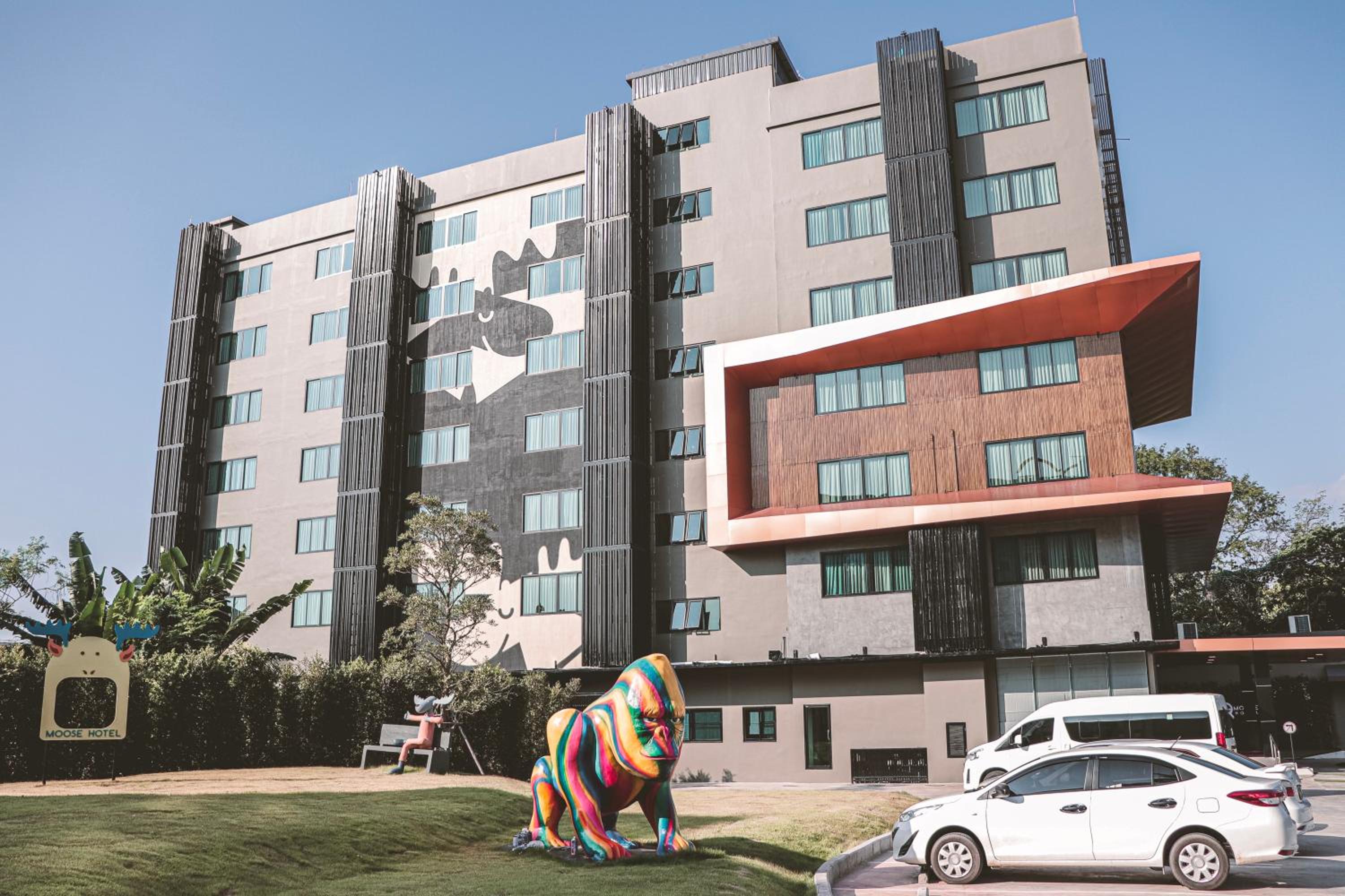 Moose Hotel Chiangmai