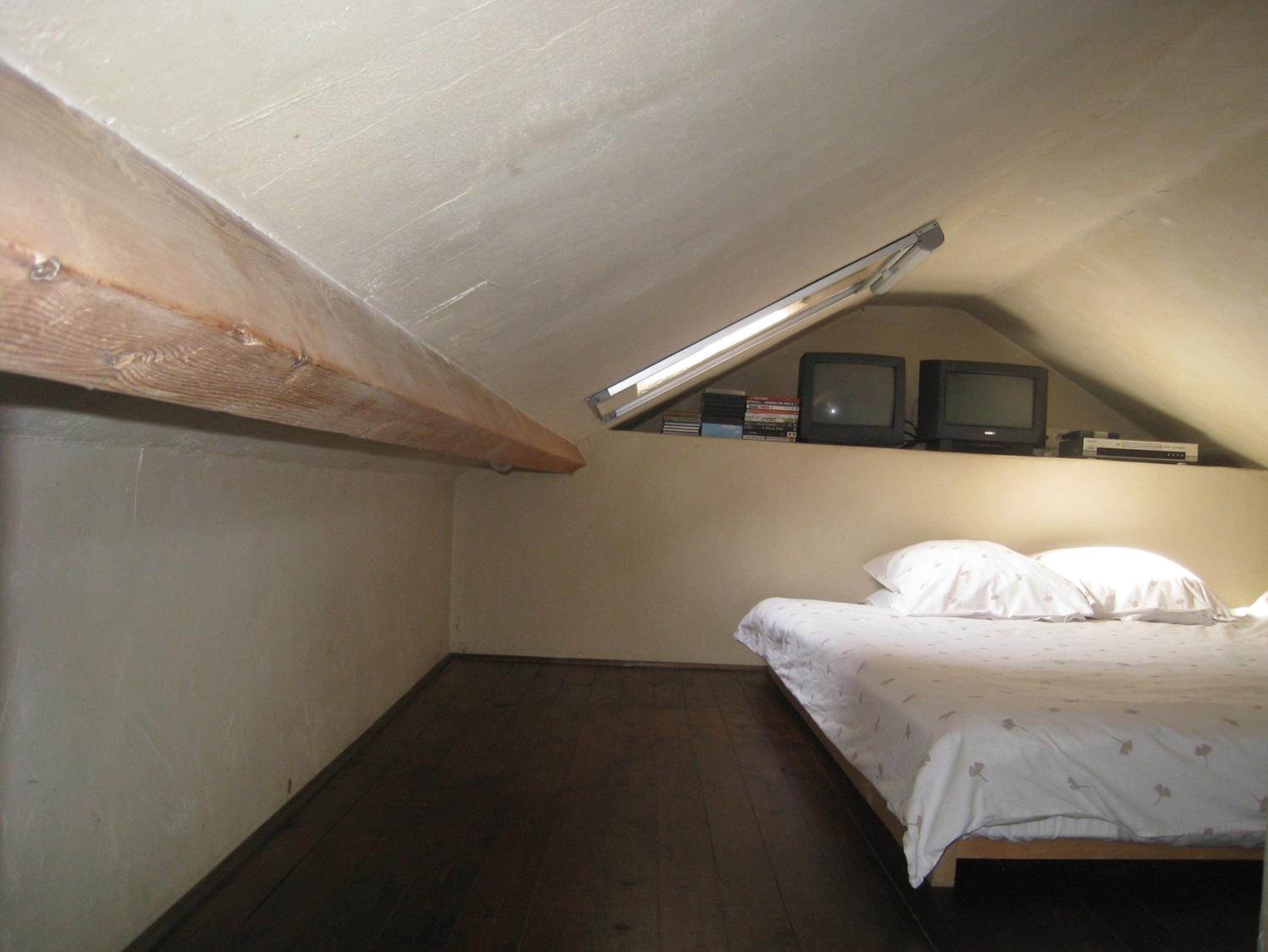 Vakantiehuis in de velden met zwemvijver en Jeu de Boules baan
