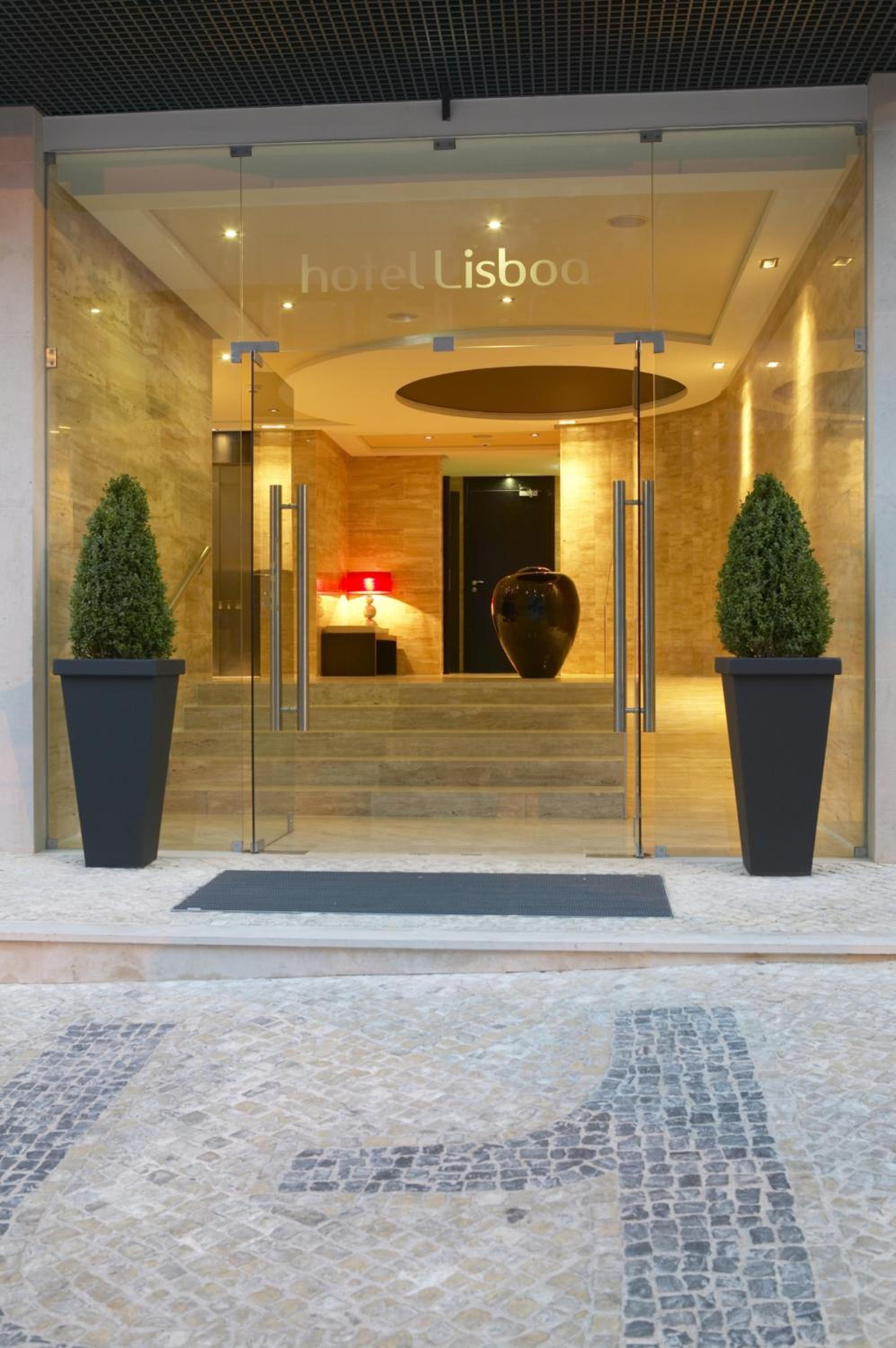 Hotel Lisboa - Image 1