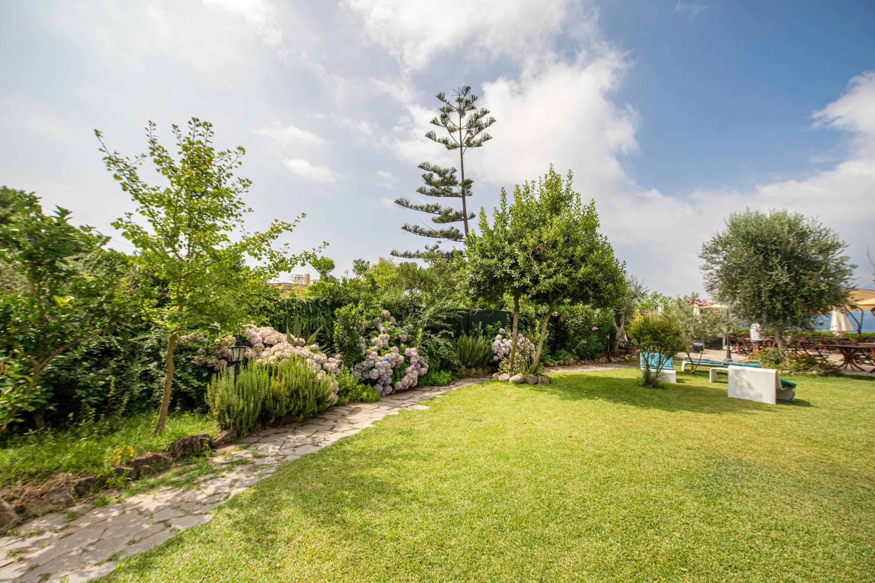 Hotel Solcalante - Image 1