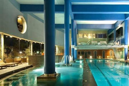 Luxury penthouse with Jacuzzi and Seaviews