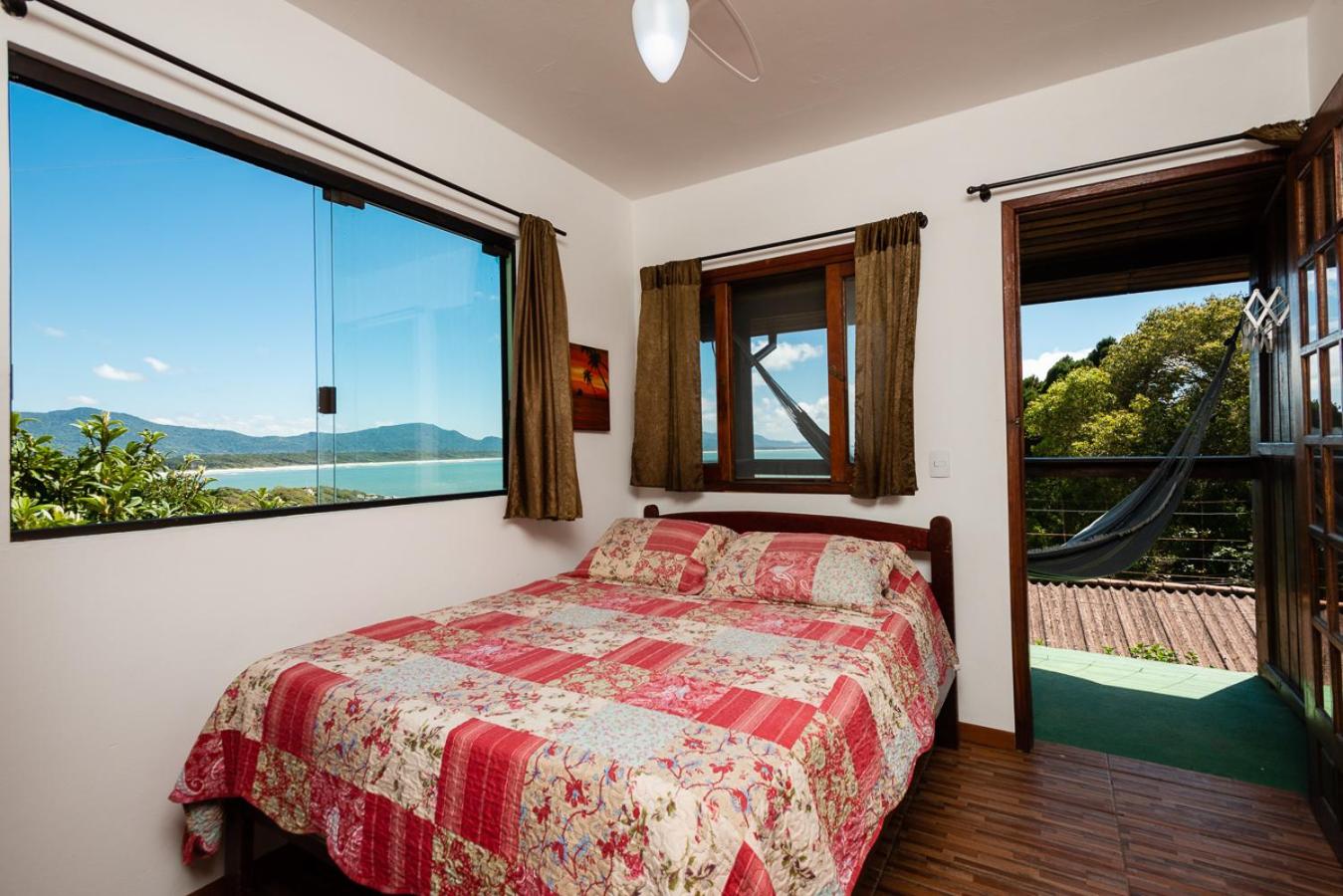 Sunset Strip Eco Apartments