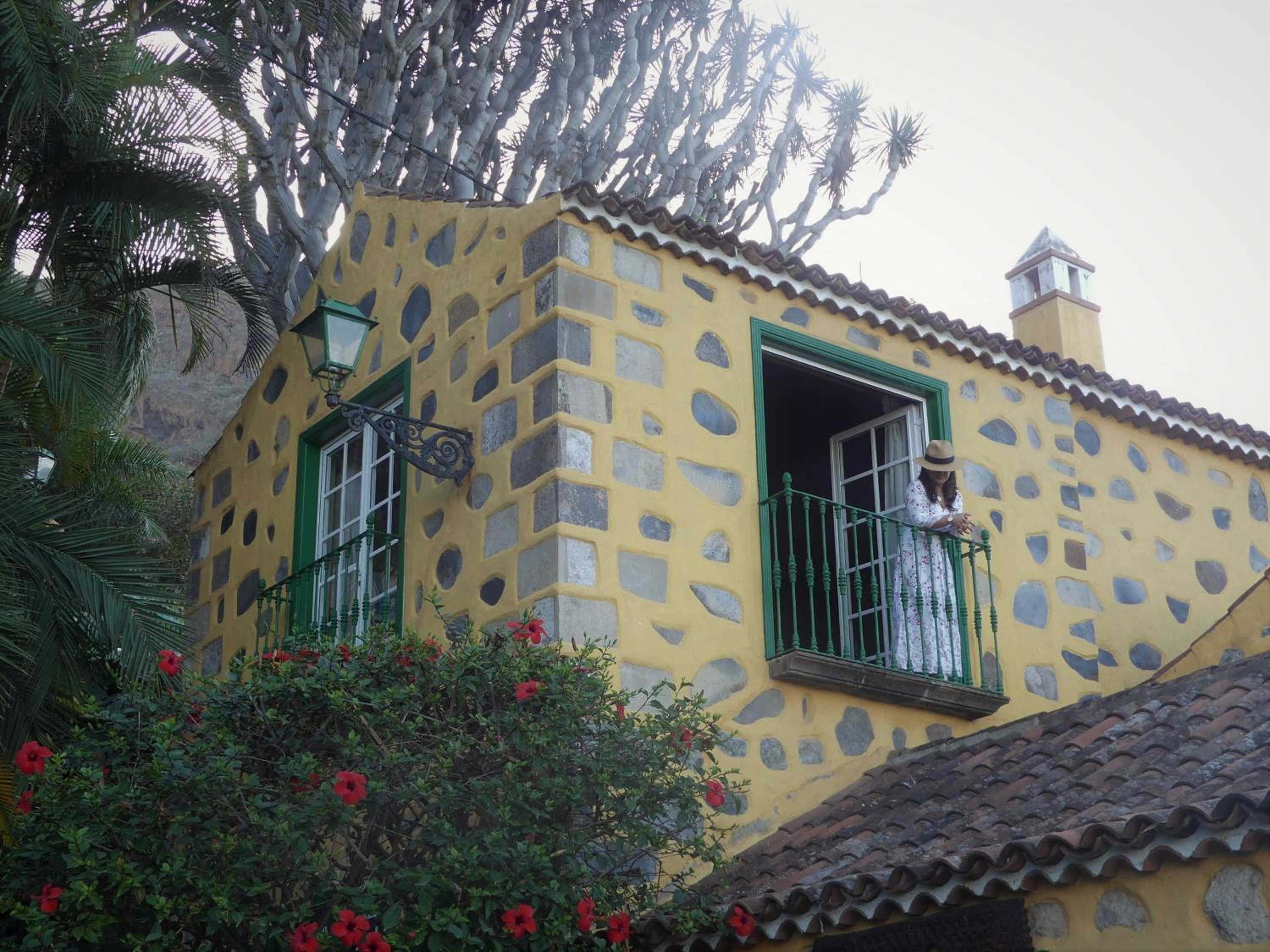 Finca Doña Juana view 4