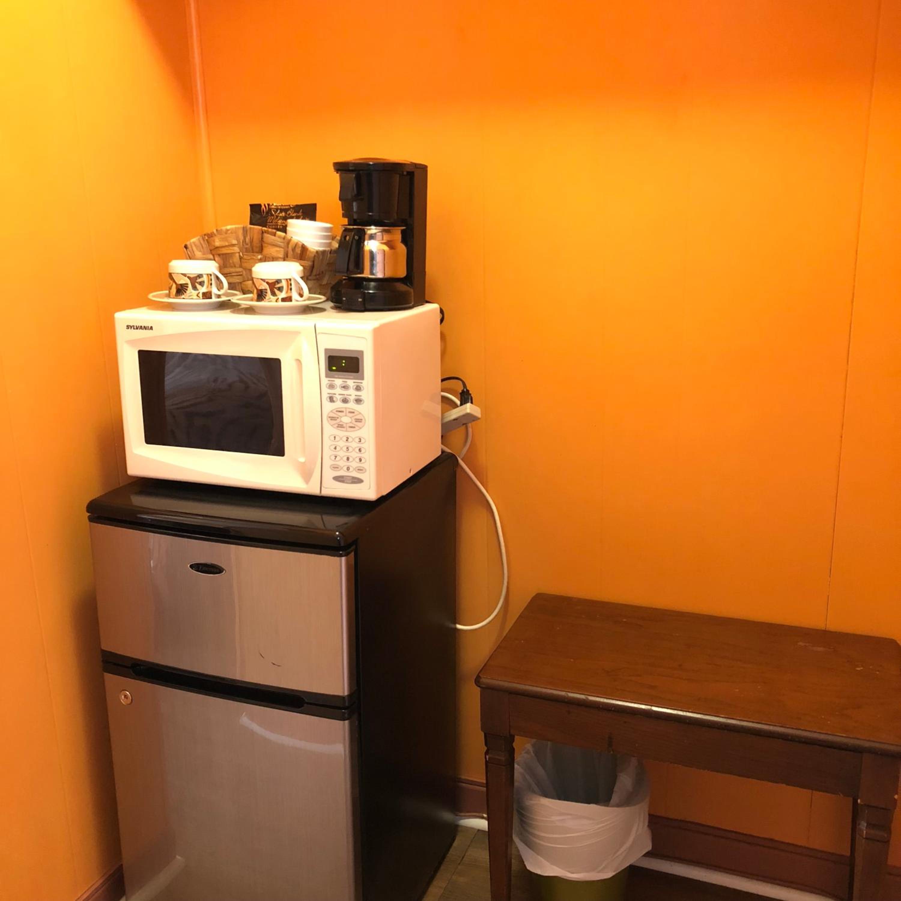 The Rex Motel At Niagara Falls - Image 2