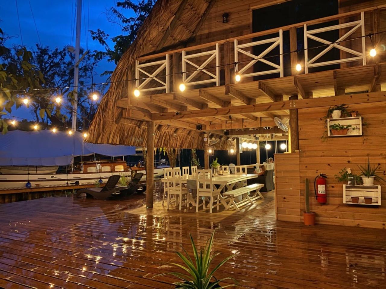 Boatique Hotel and Marina