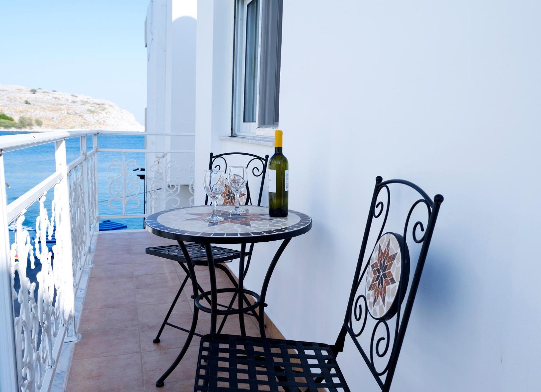 Haraki Beach Mediterranean Retreat